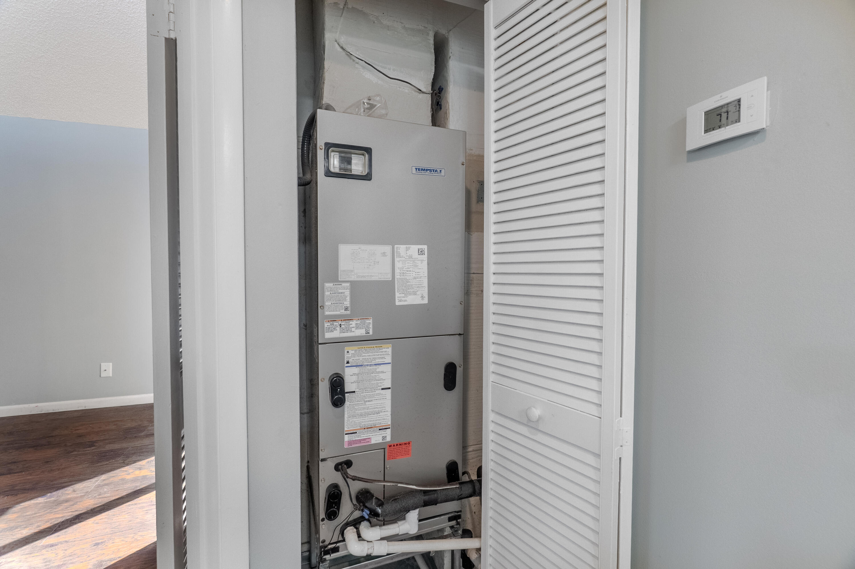 TARPON BAY VILLAS - Residential