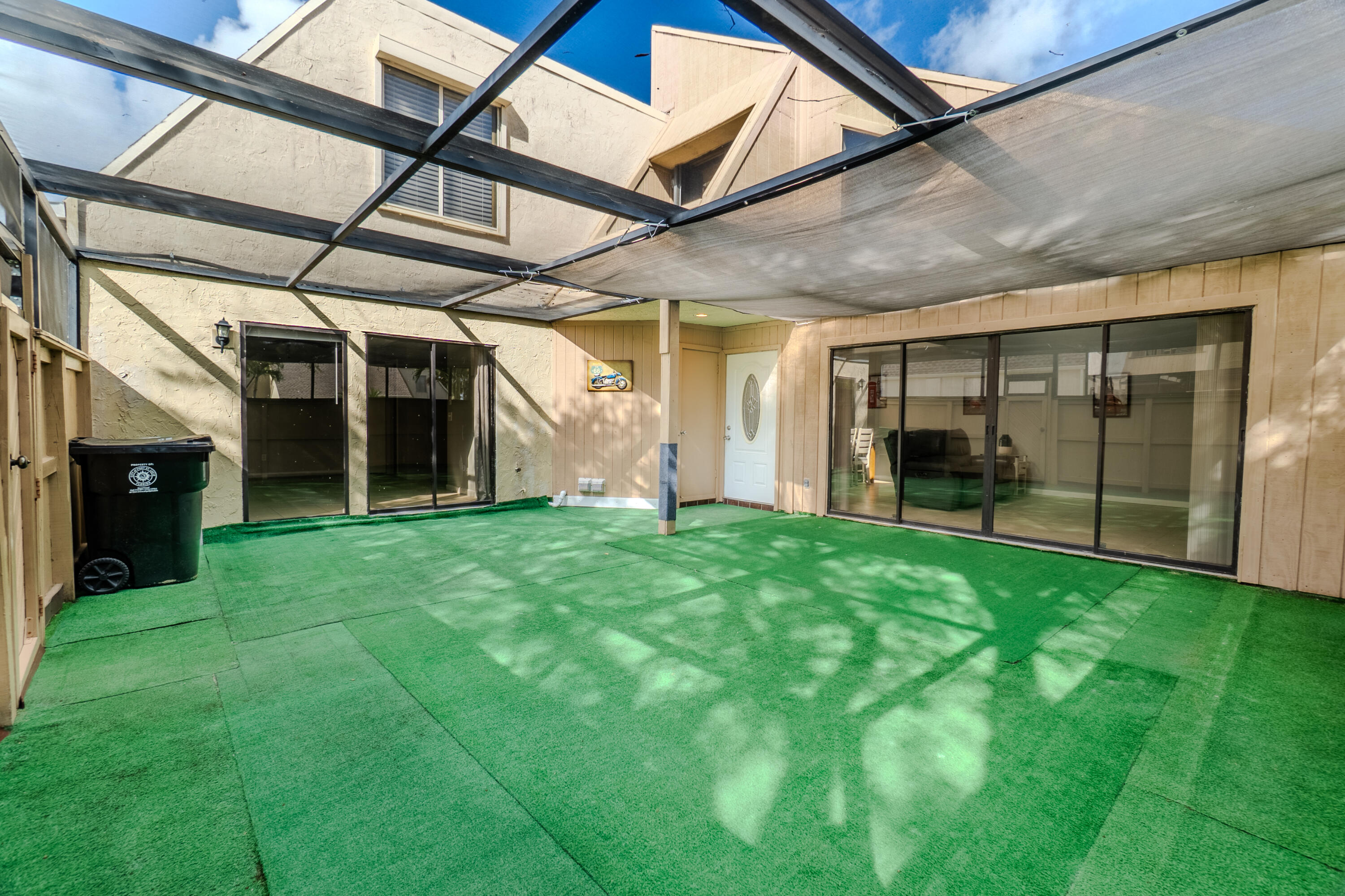 TARPON BAY VILLAS - Residential