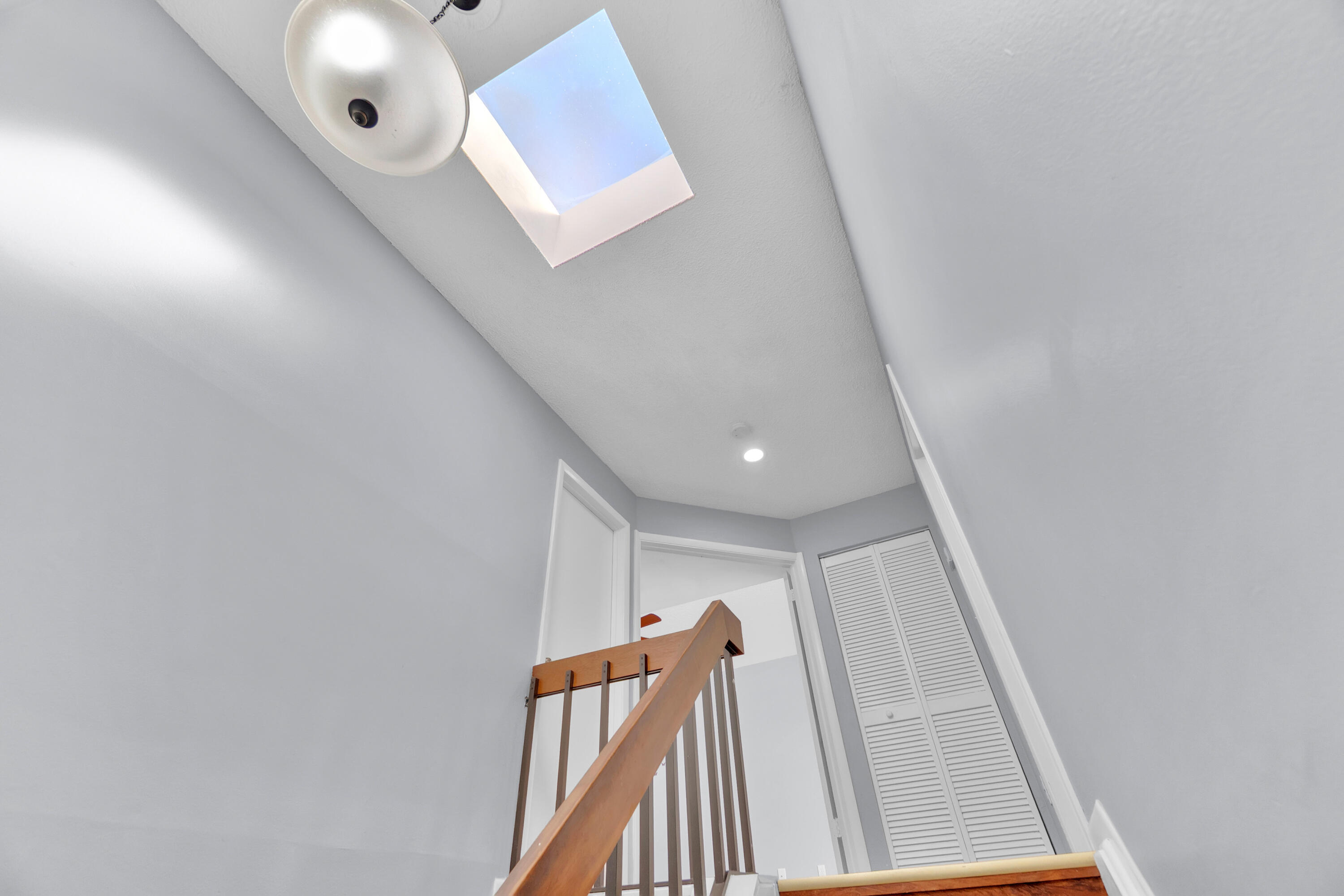 TARPON BAY VILLAS - Residential