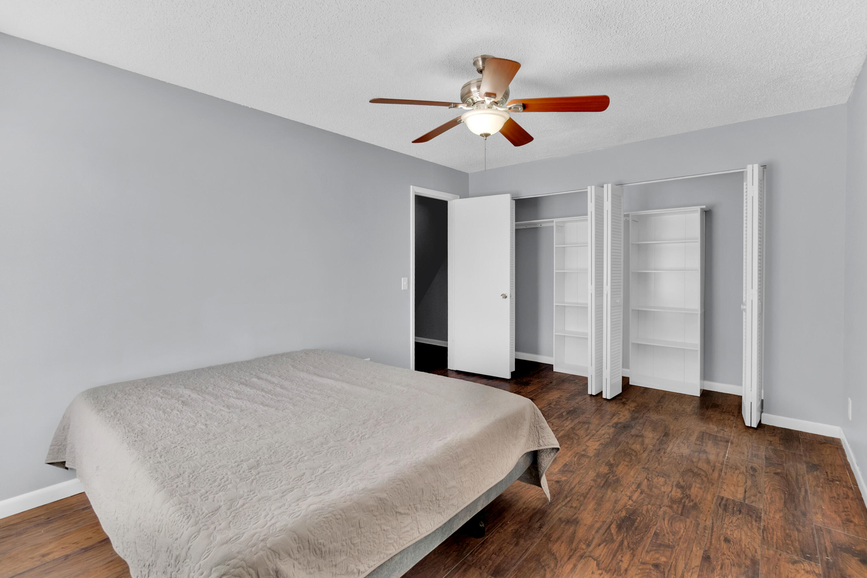 TARPON BAY VILLAS - Residential