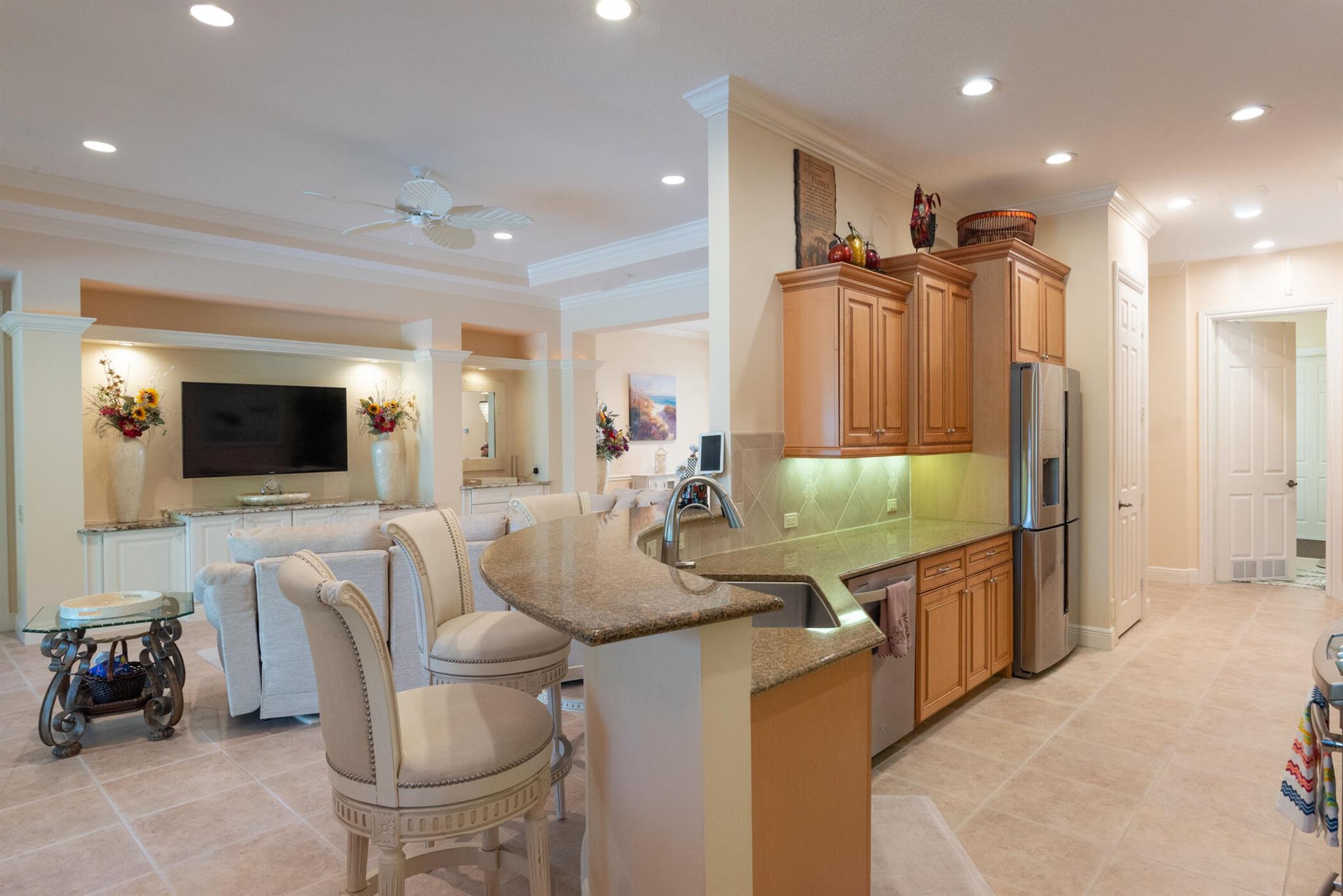 Ibis - La Strada - Residential