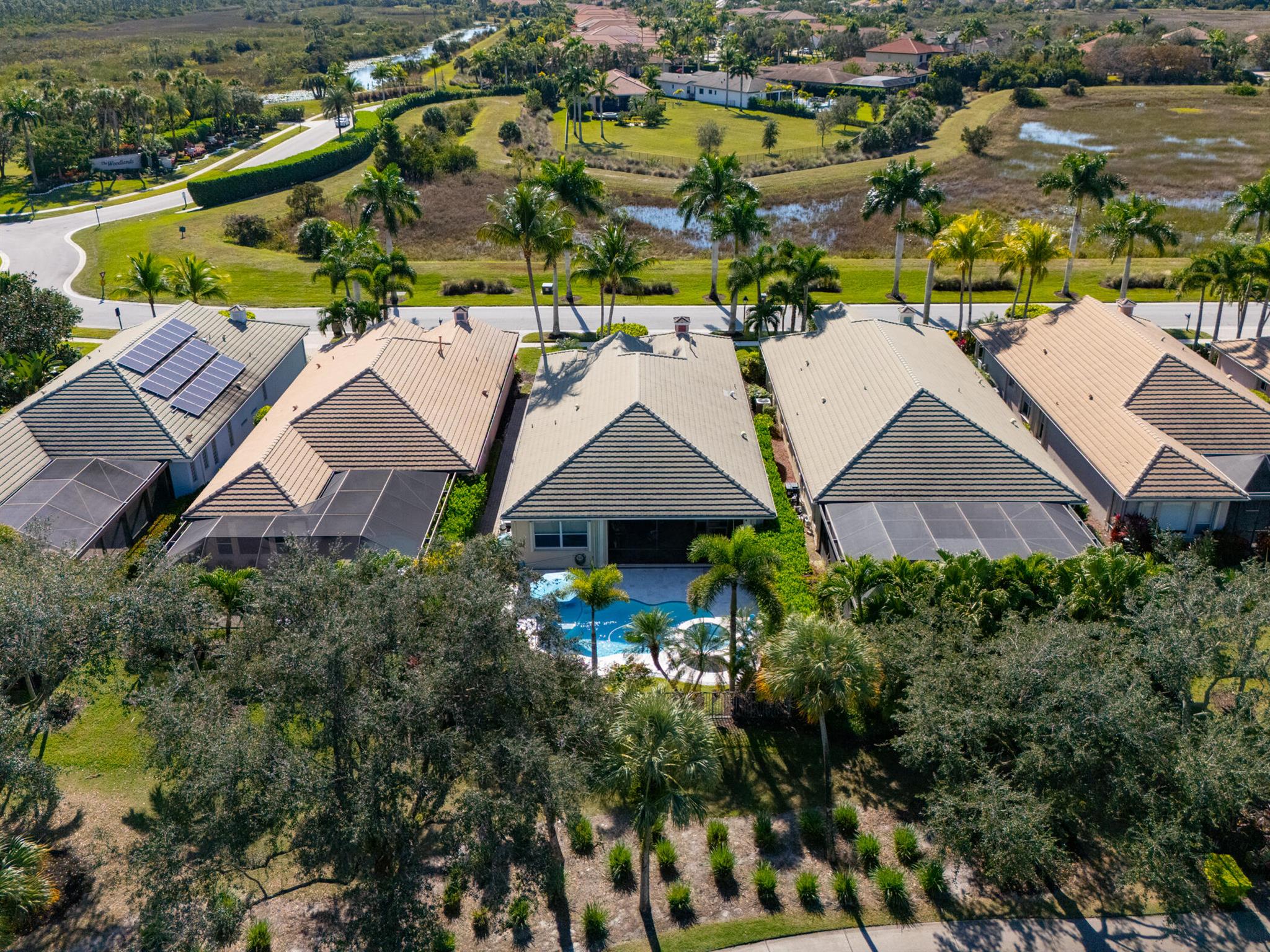 Ibis - La Strada - Residential