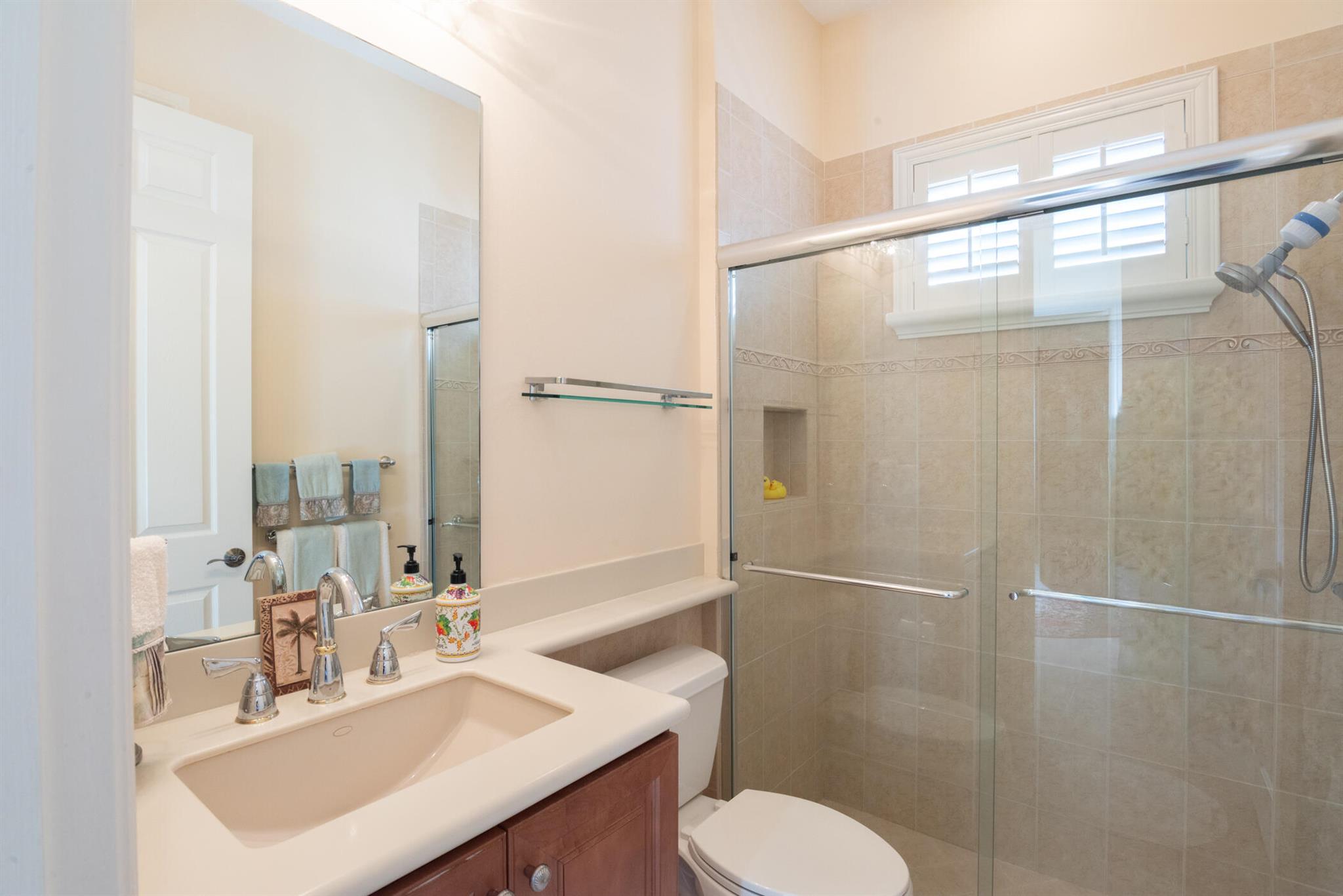 Ibis - La Strada - Residential