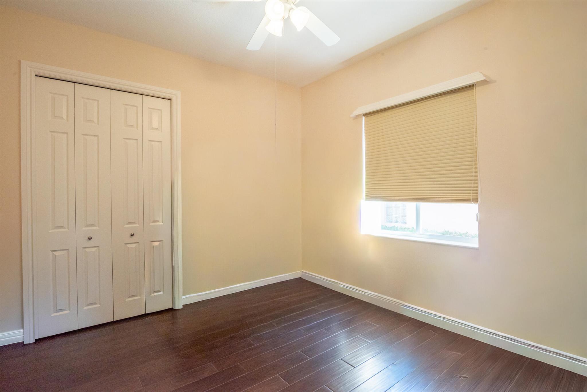 Ibis - La Strada - Residential