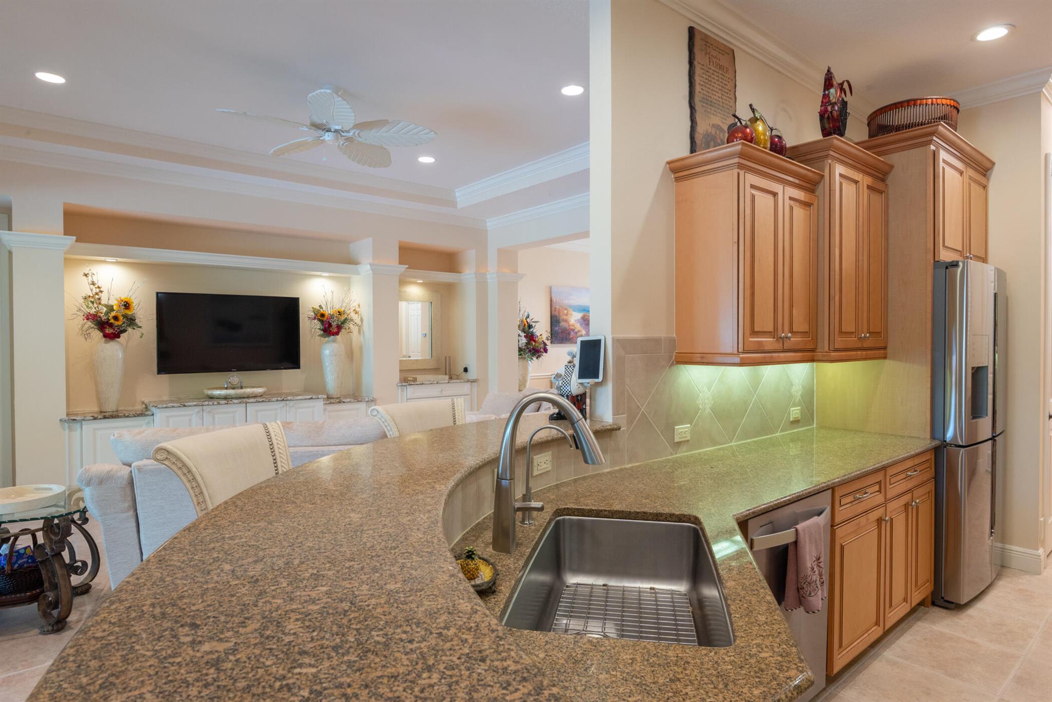 Ibis - La Strada - Residential