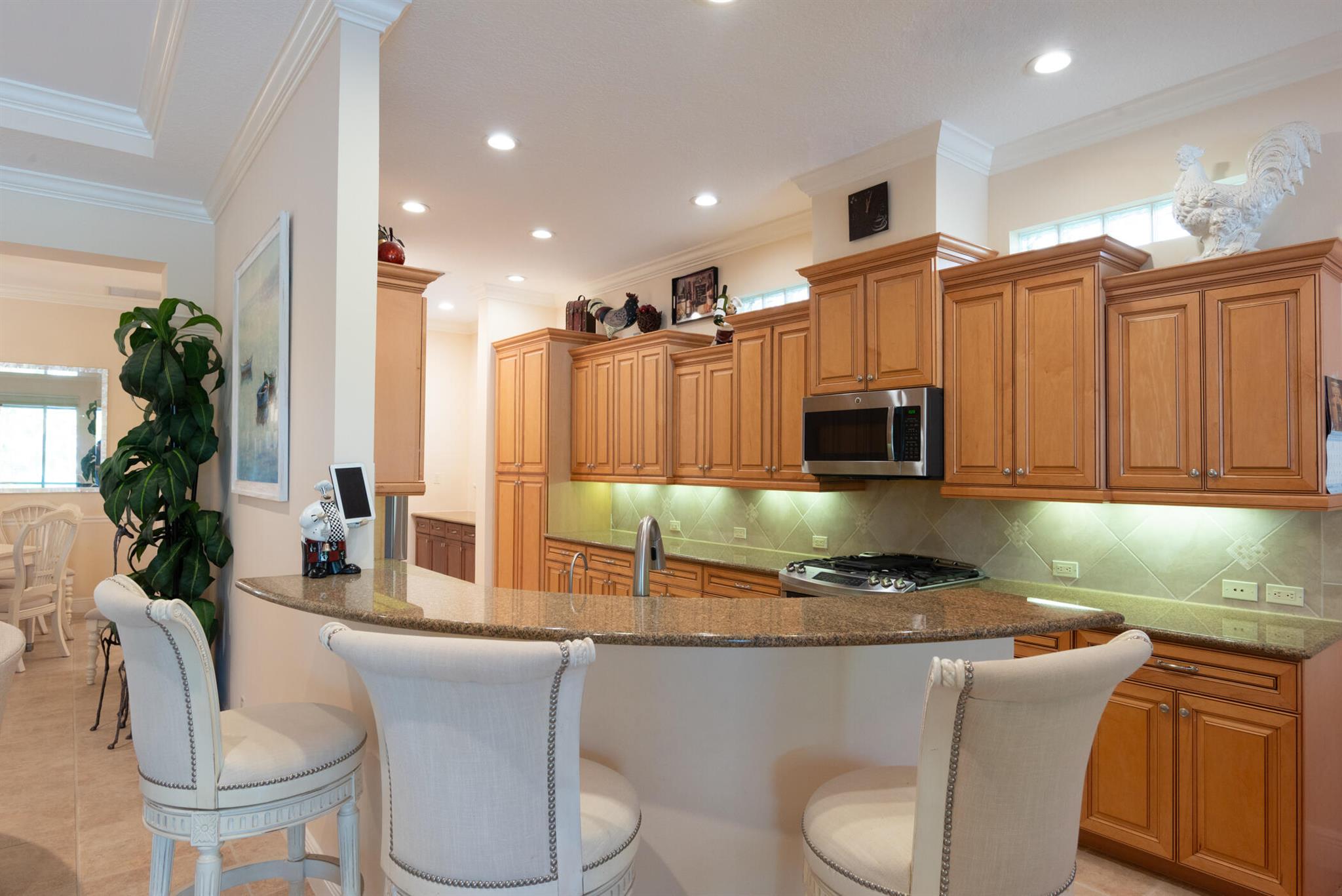 Ibis - La Strada - Residential