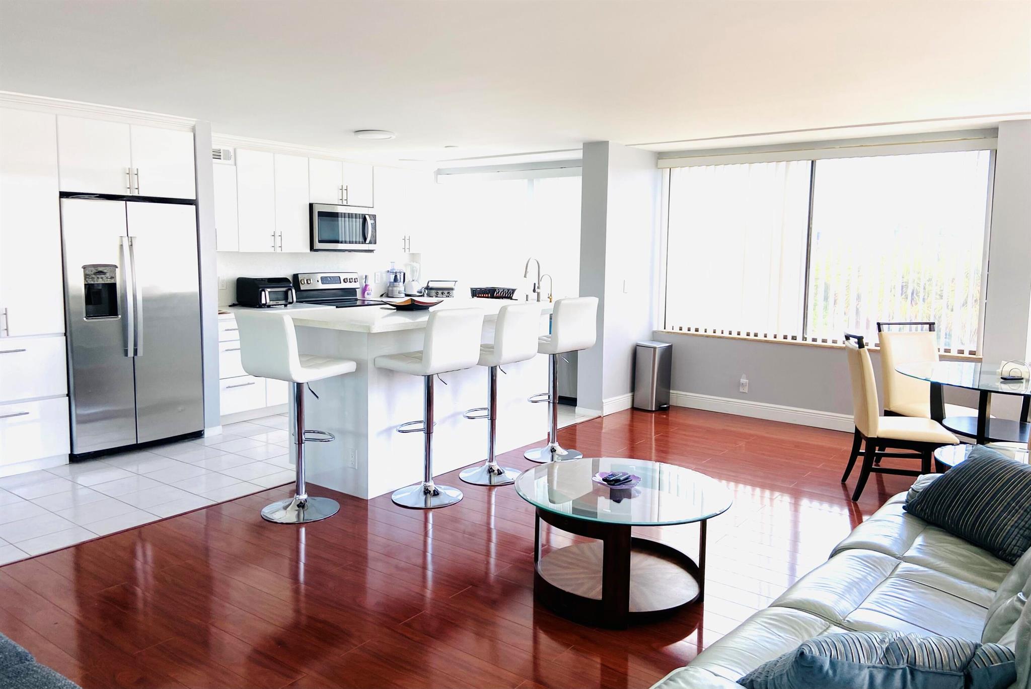 1500 Presidential Way 306