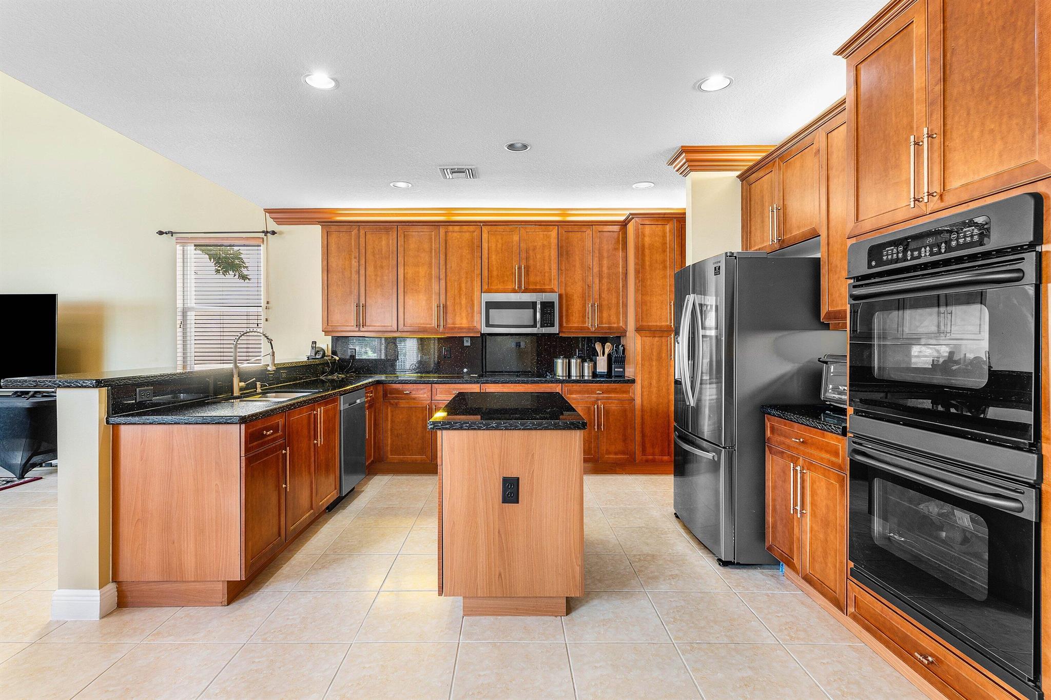 VILLAGES OF WINDSOR 1 - Residential