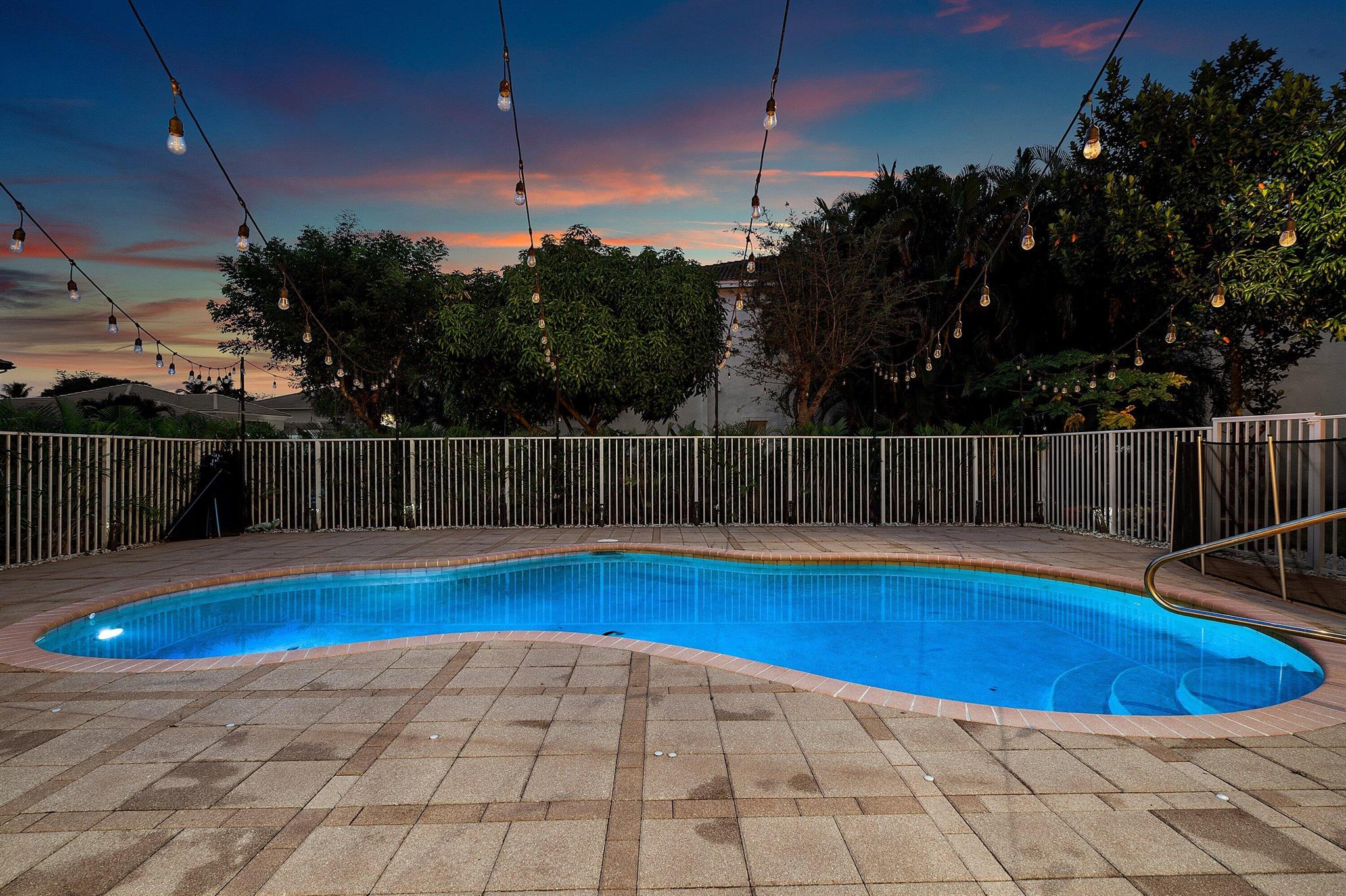 VILLAGES OF WINDSOR 1 - Residential