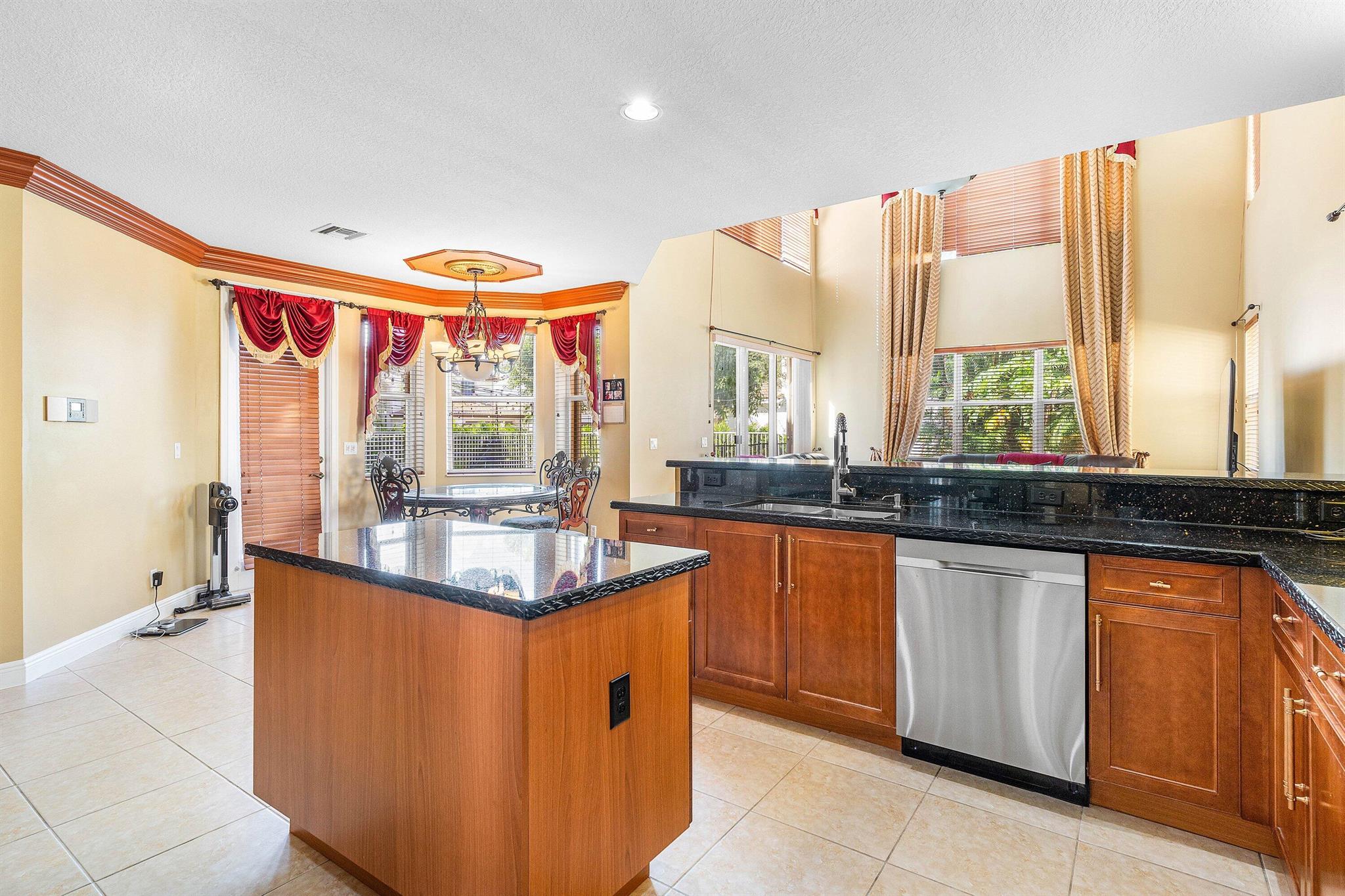 VILLAGES OF WINDSOR 1 - Residential