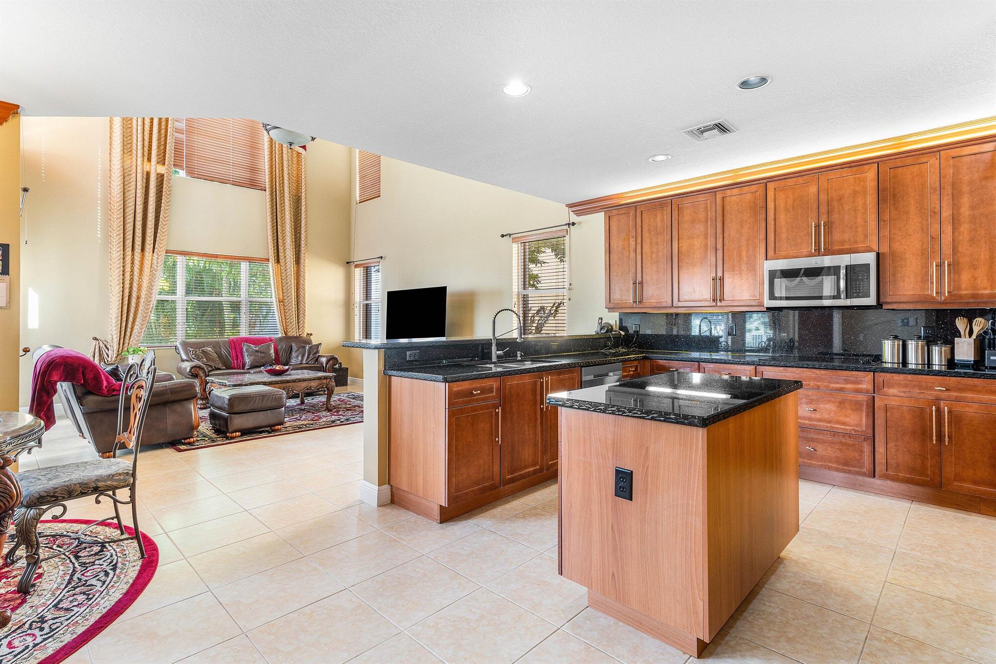 VILLAGES OF WINDSOR 1 - Residential