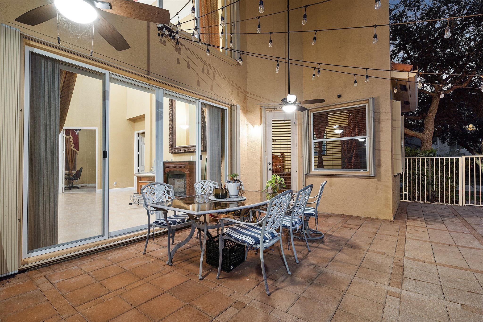 VILLAGES OF WINDSOR 1 - Residential