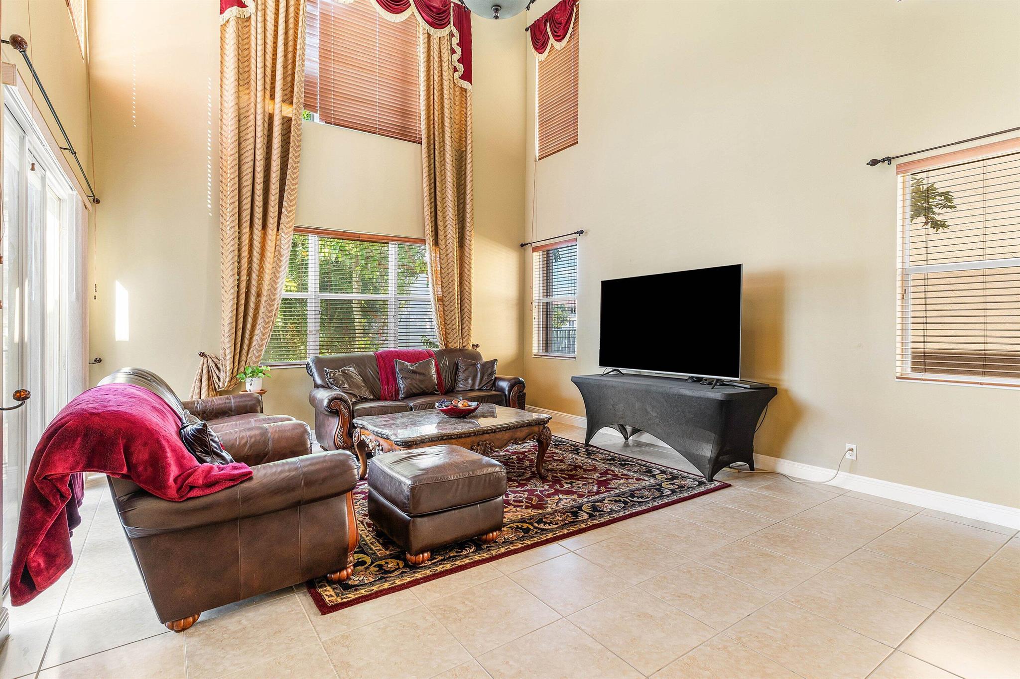 VILLAGES OF WINDSOR 1 - Residential