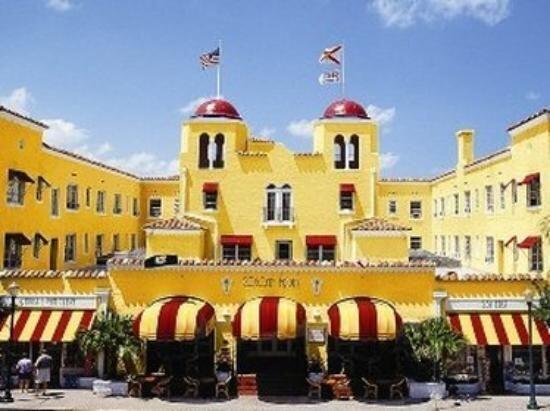 BOCA TEECA CONDO 4 - Residential Lease