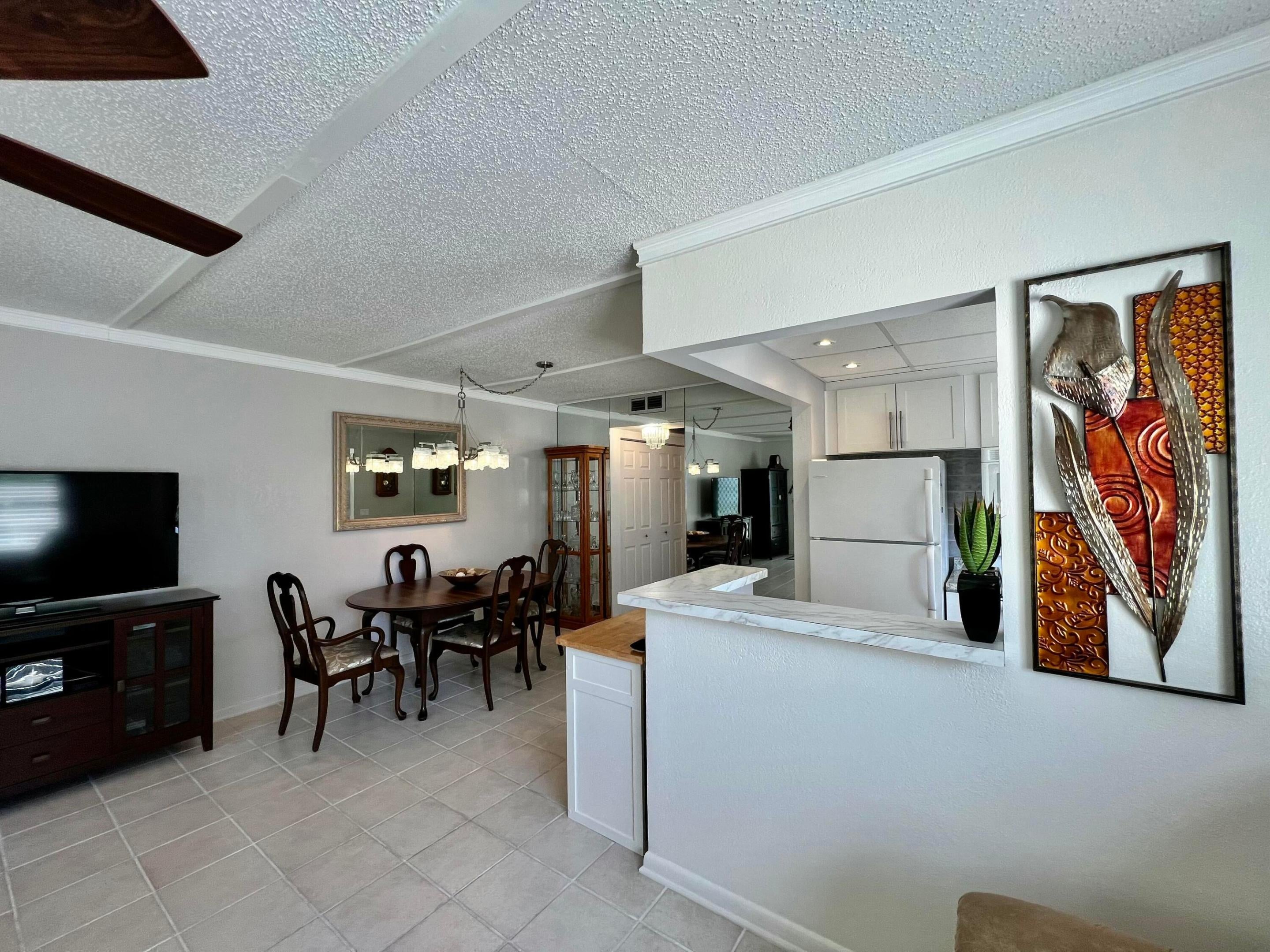 225 WESTBURY L Circle 225