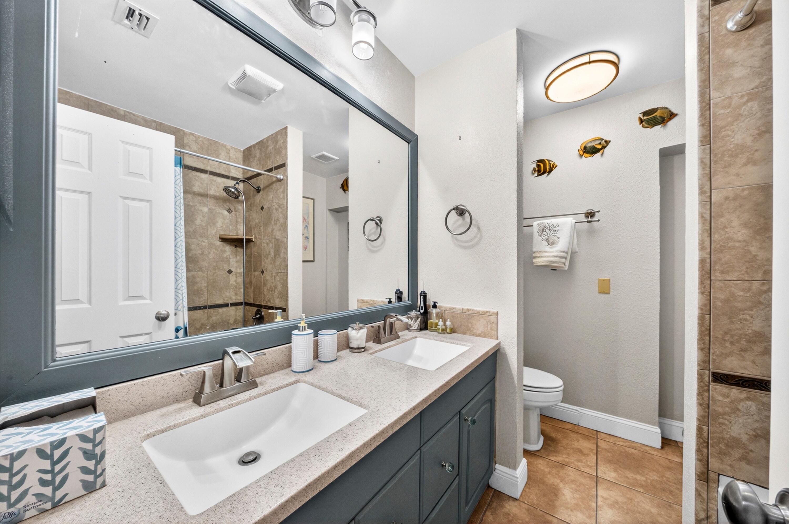 D & M ACRES - Residential