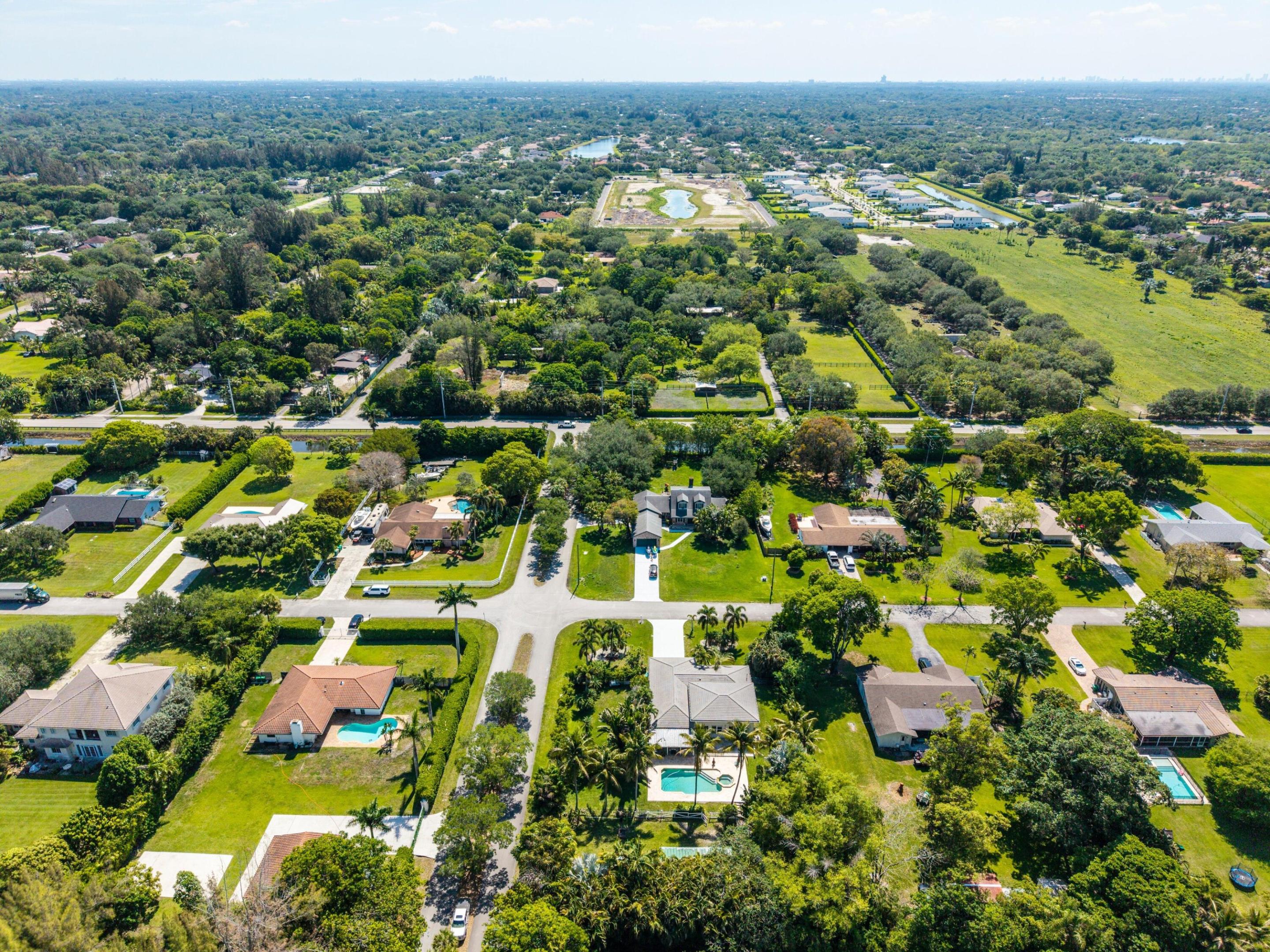 D & M ACRES - Residential
