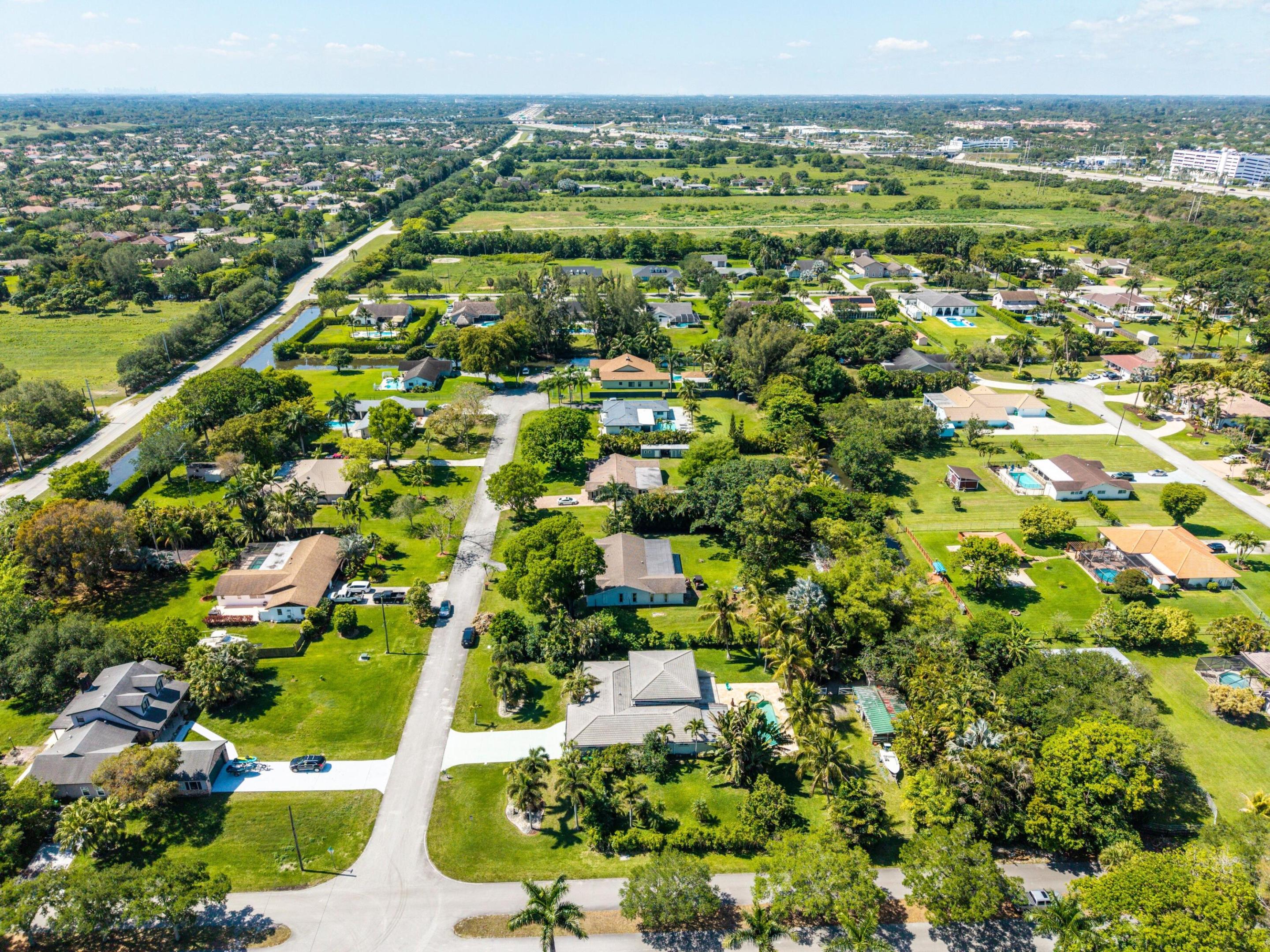 D & M ACRES - Residential