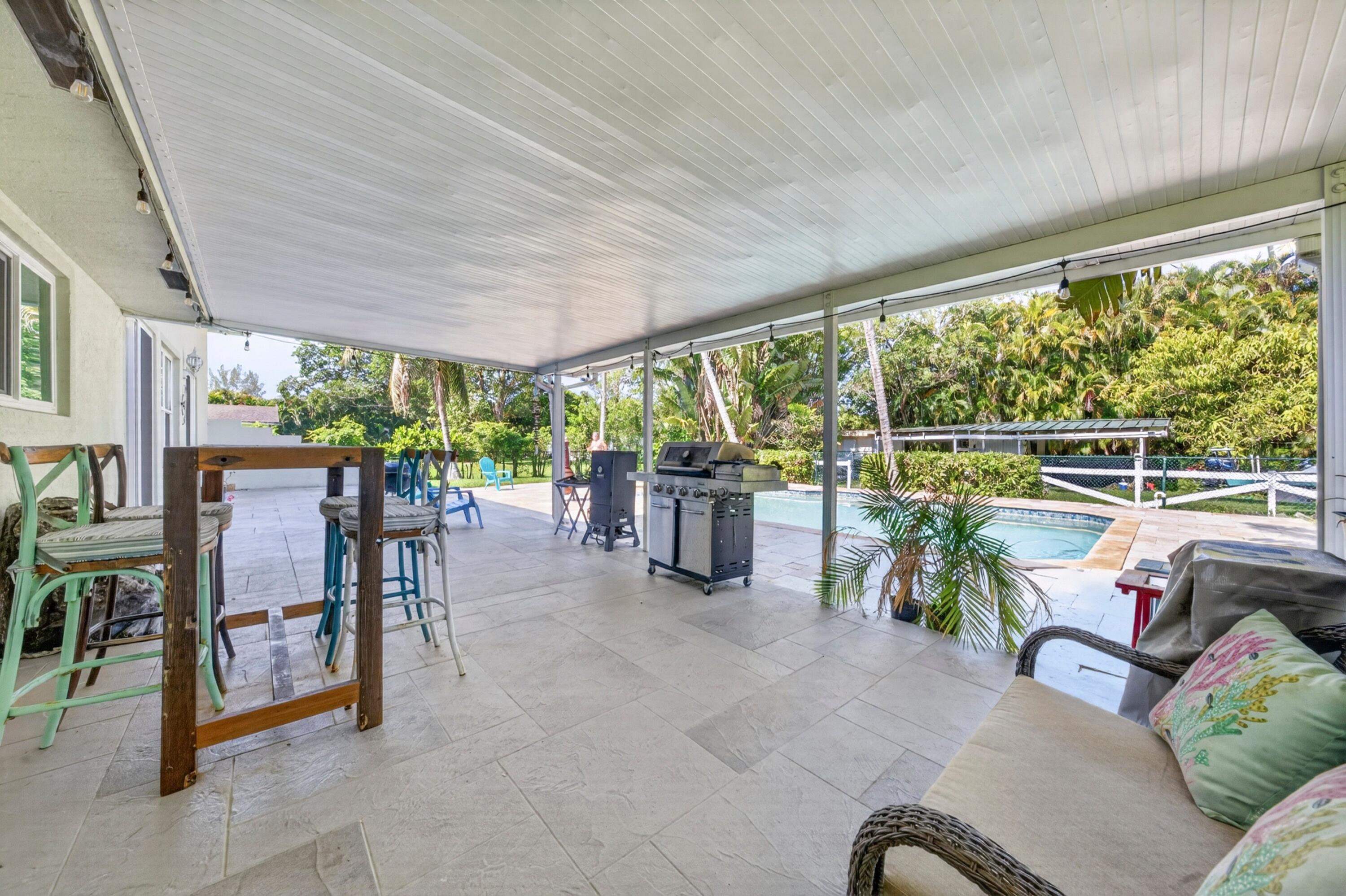 D & M ACRES - Residential