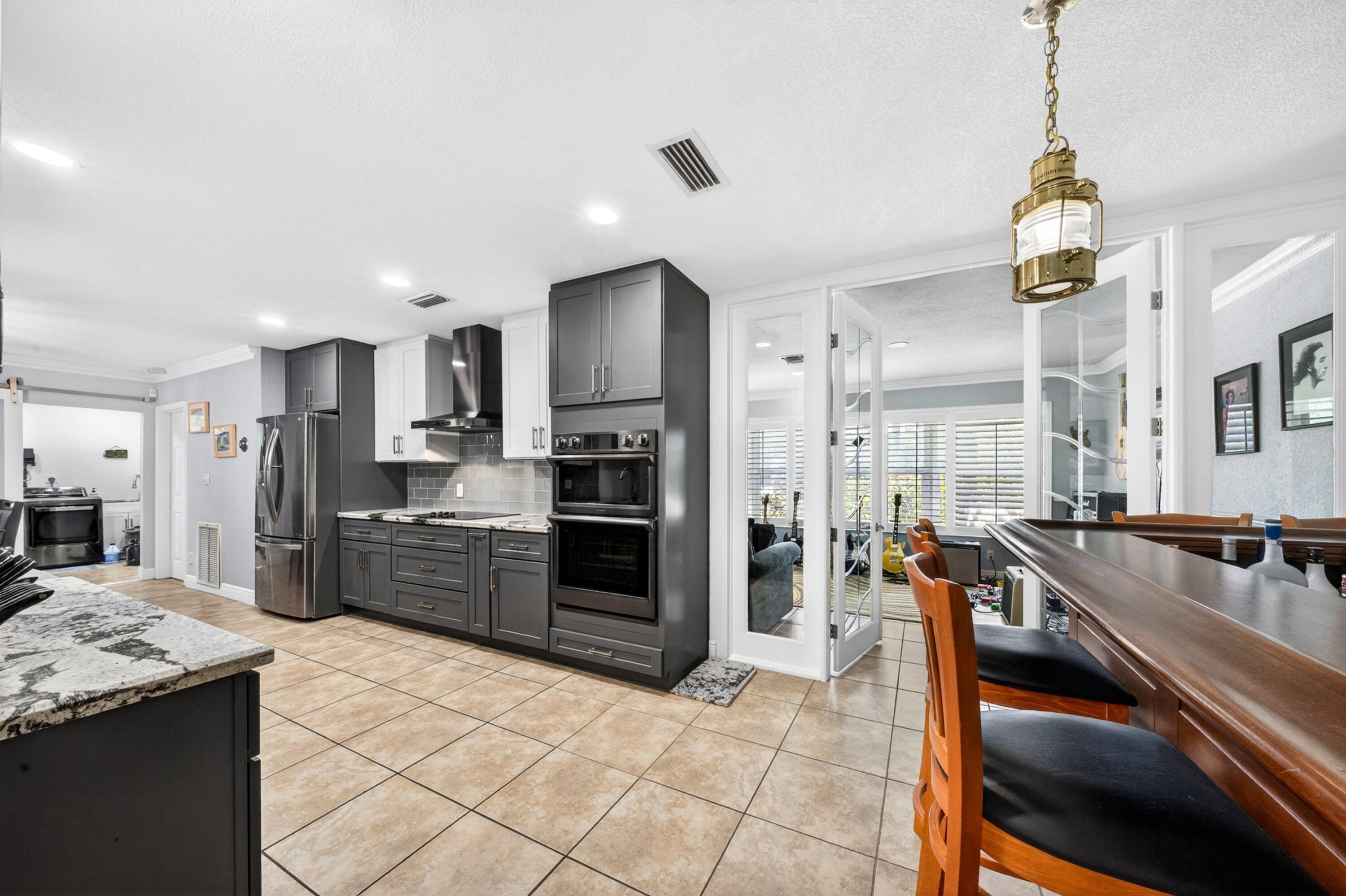 D & M ACRES - Residential