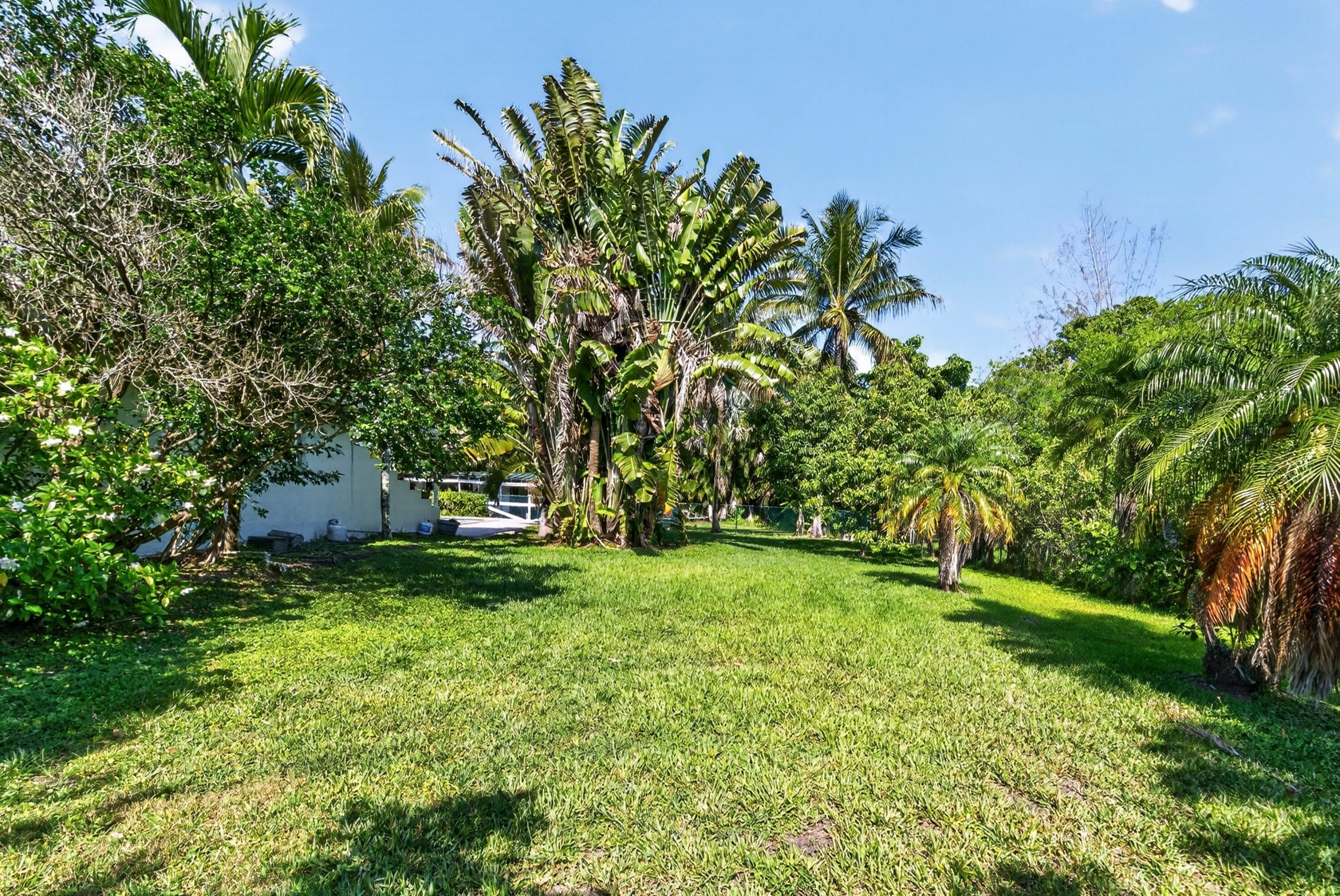 D & M ACRES - Residential