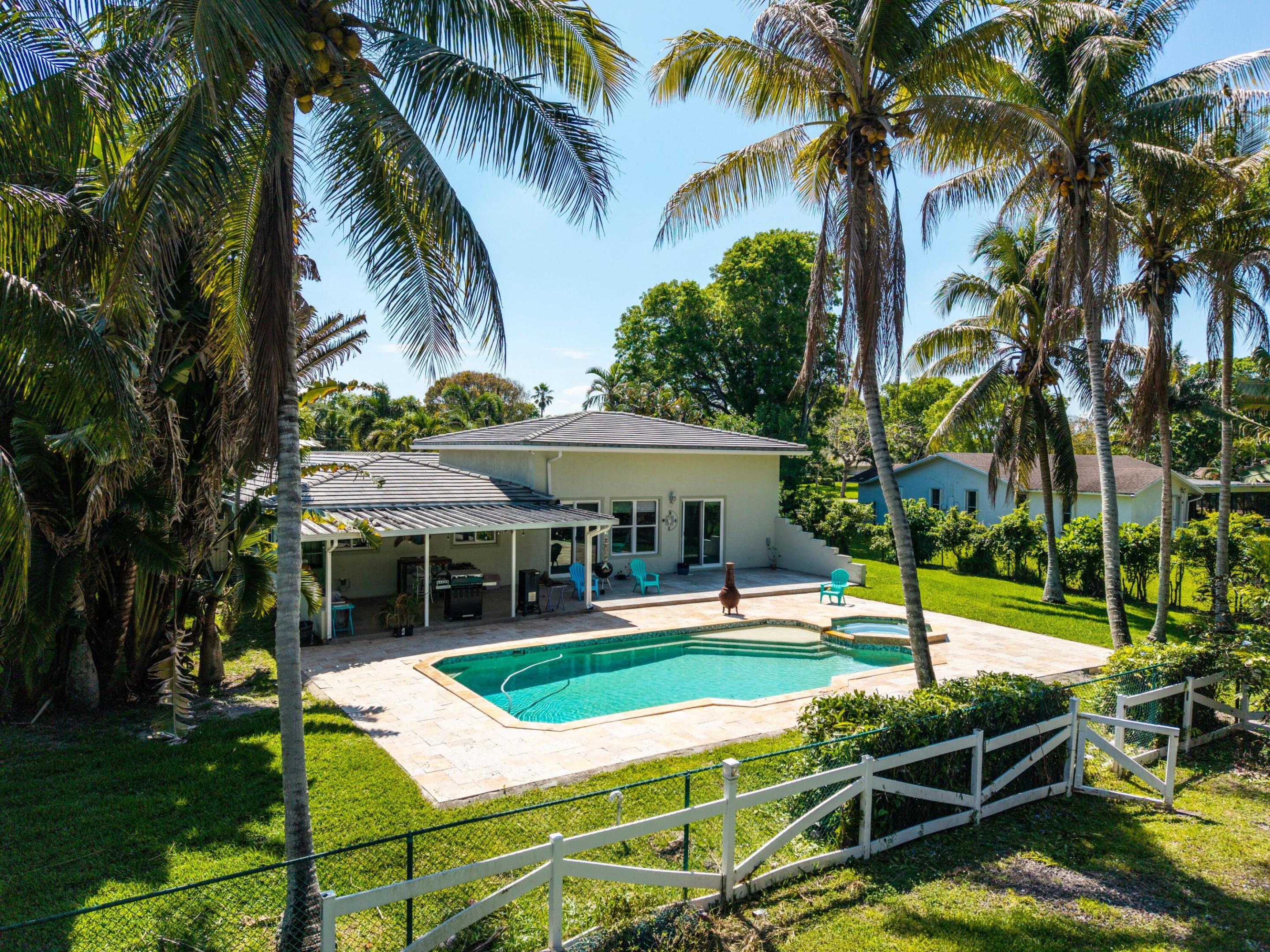 D & M ACRES - Residential