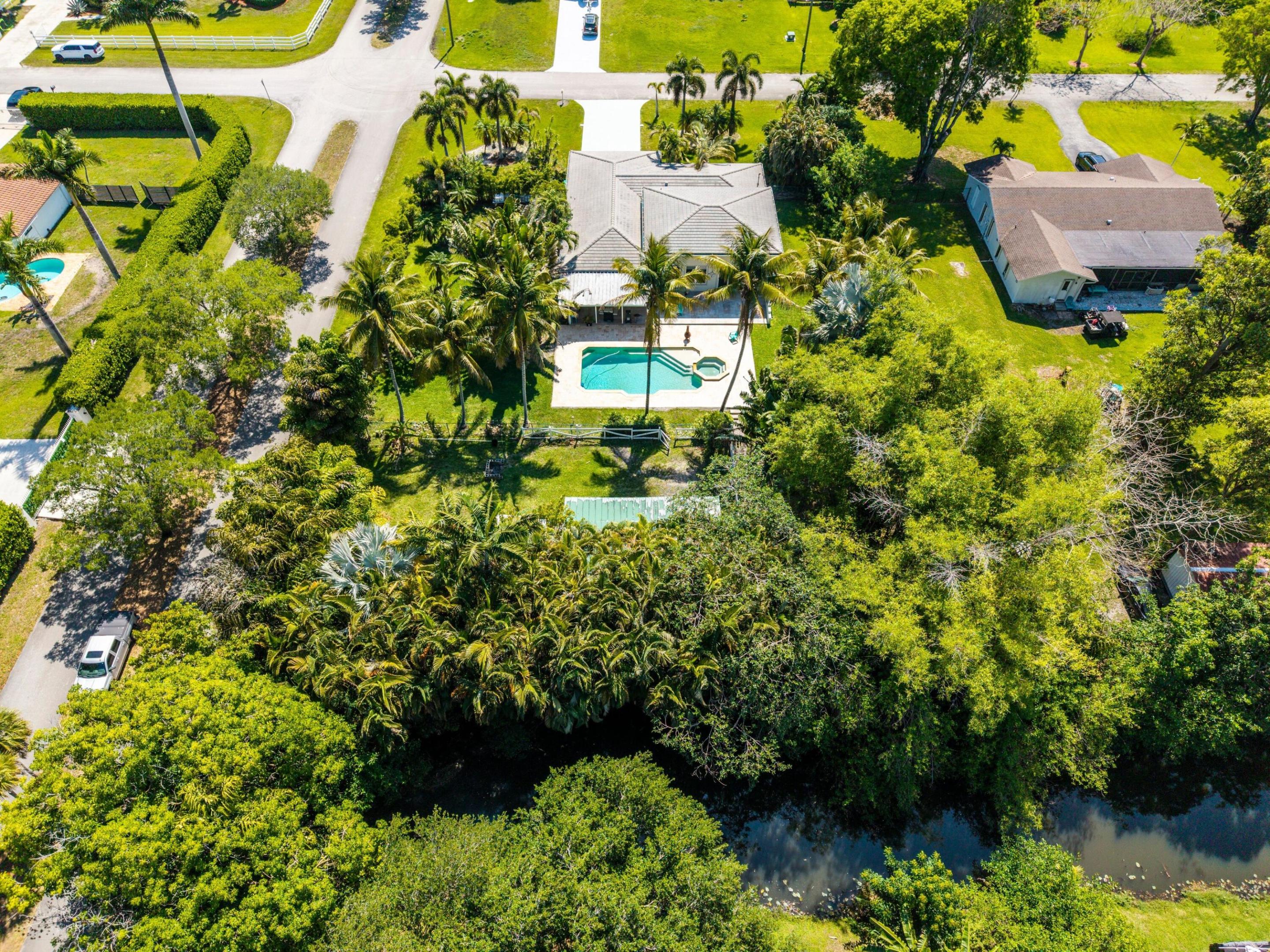 D & M ACRES - Residential