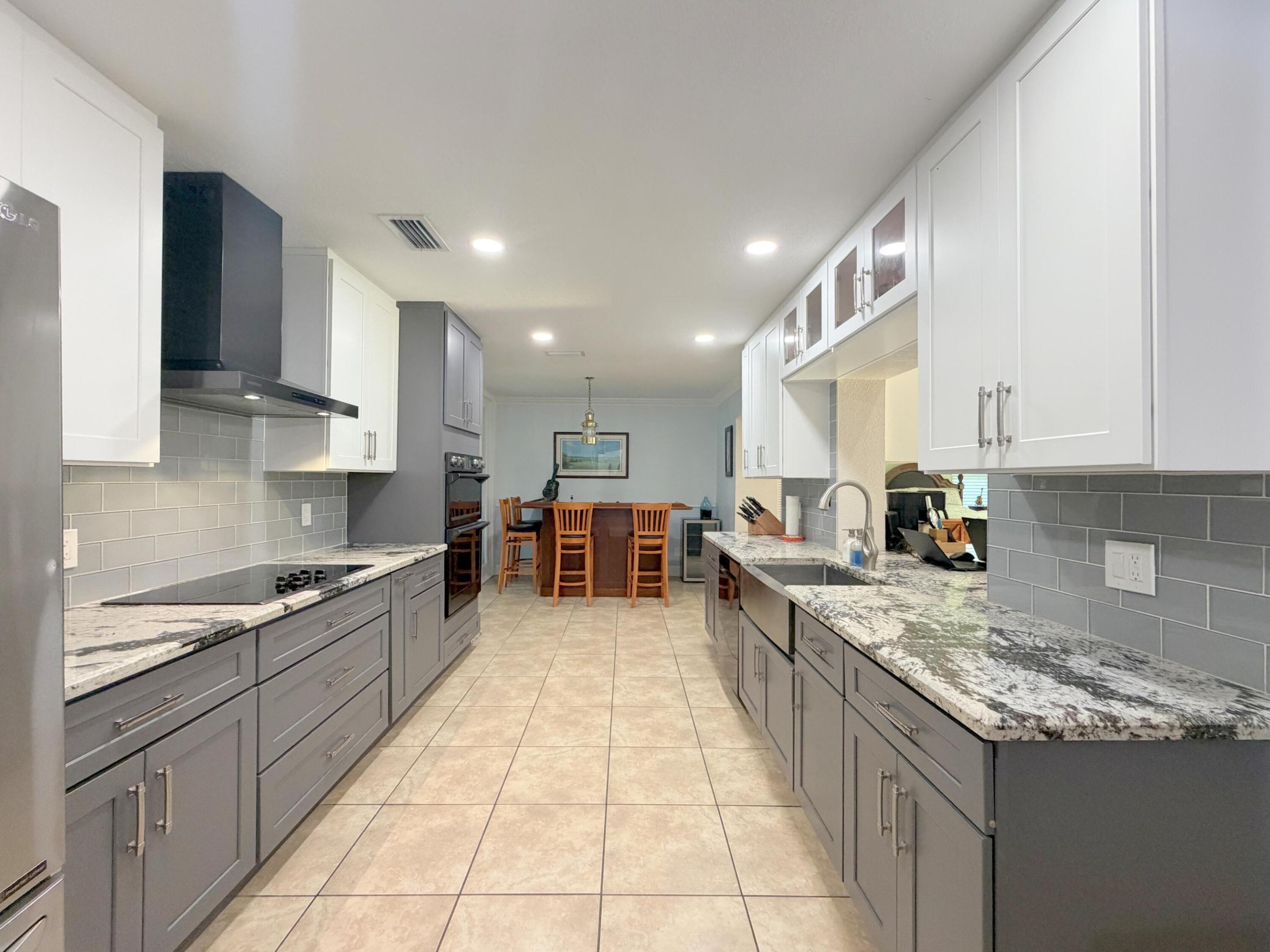 D & M ACRES - Residential