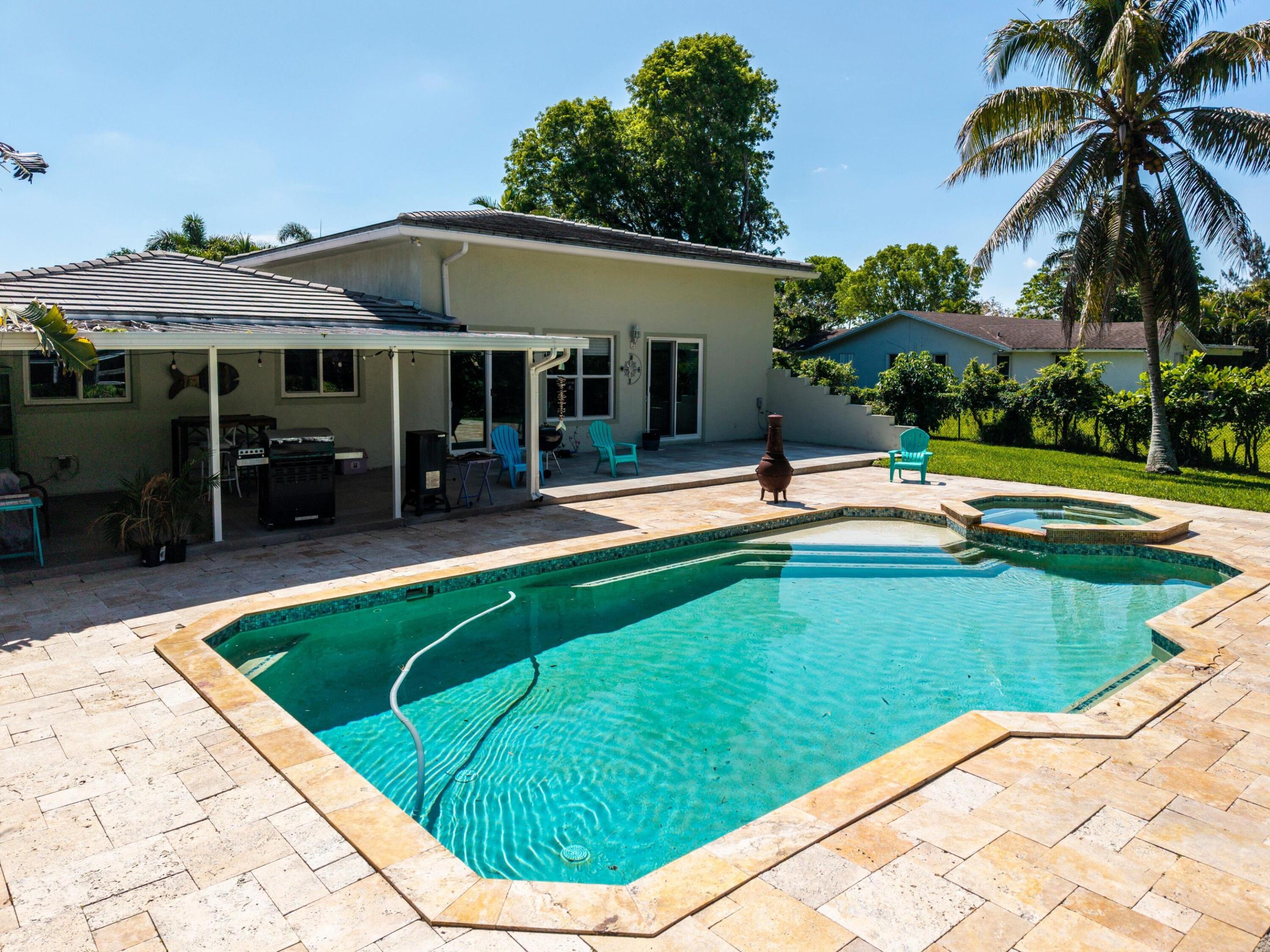 D & M ACRES - Residential