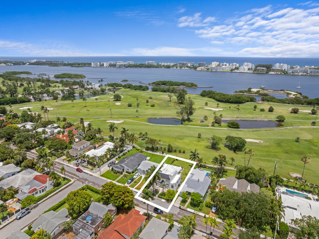 422 N Lakeside Drive