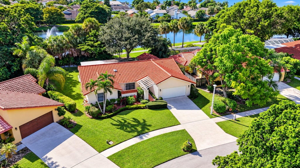 Photo of 22233 LARKSPUR Trail, Boca Raton, FL 33433 (MLS # B26087366)