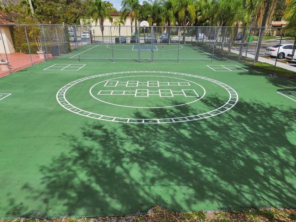 Sunblest Townhomes - Residential