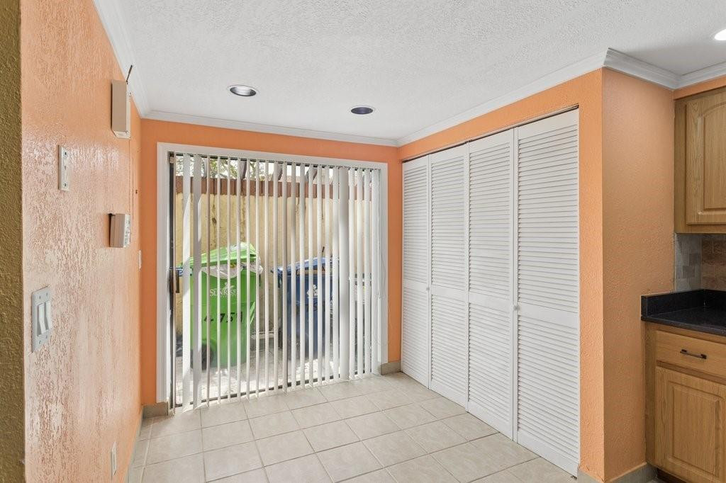 Sunblest Townhomes - Residential