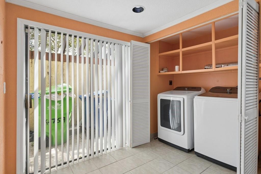 Sunblest Townhomes - Residential