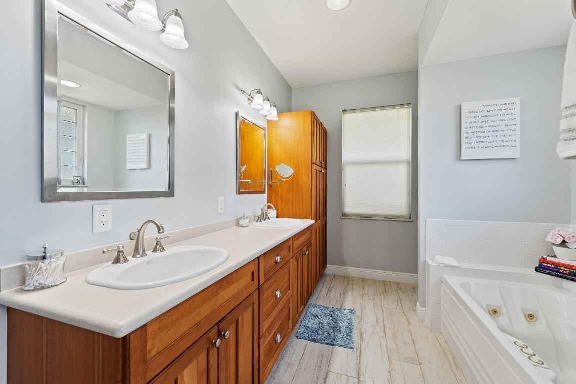 San Sebastian Springs - Residential