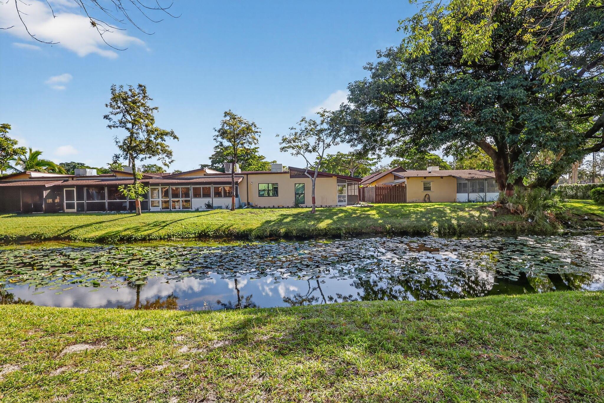 VILLAS AT CARRIAGE HILLS - Residential