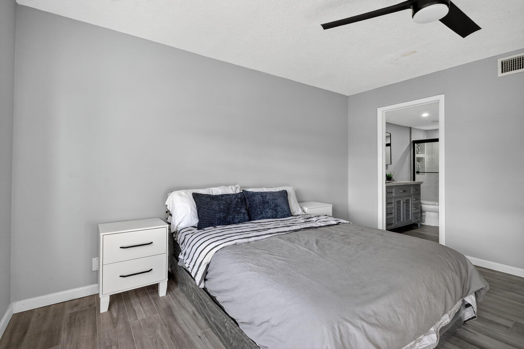VILLAS AT CARRIAGE HILLS - Residential
