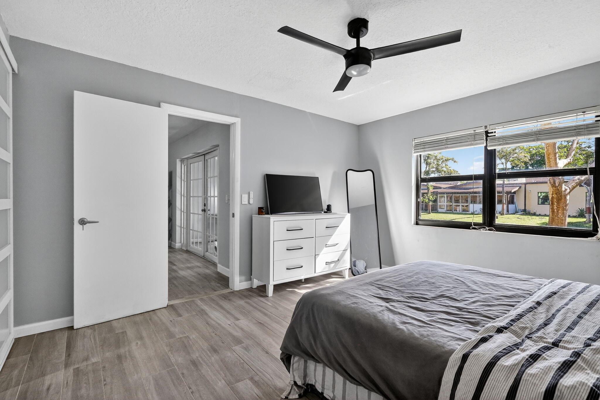 VILLAS AT CARRIAGE HILLS - Residential