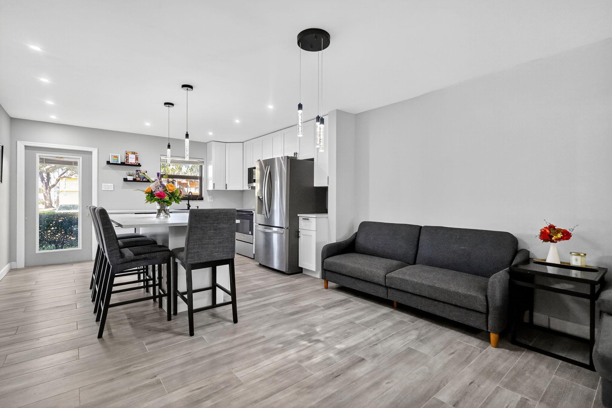 VILLAS AT CARRIAGE HILLS - Residential