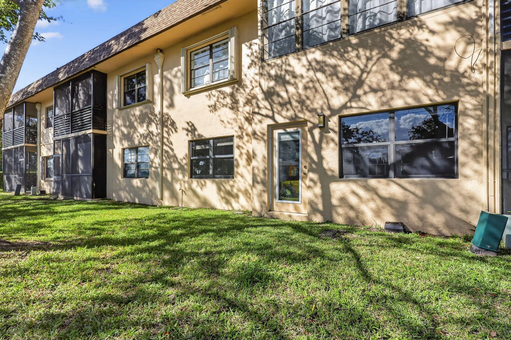 VILLAS AT CARRIAGE HILLS - Residential