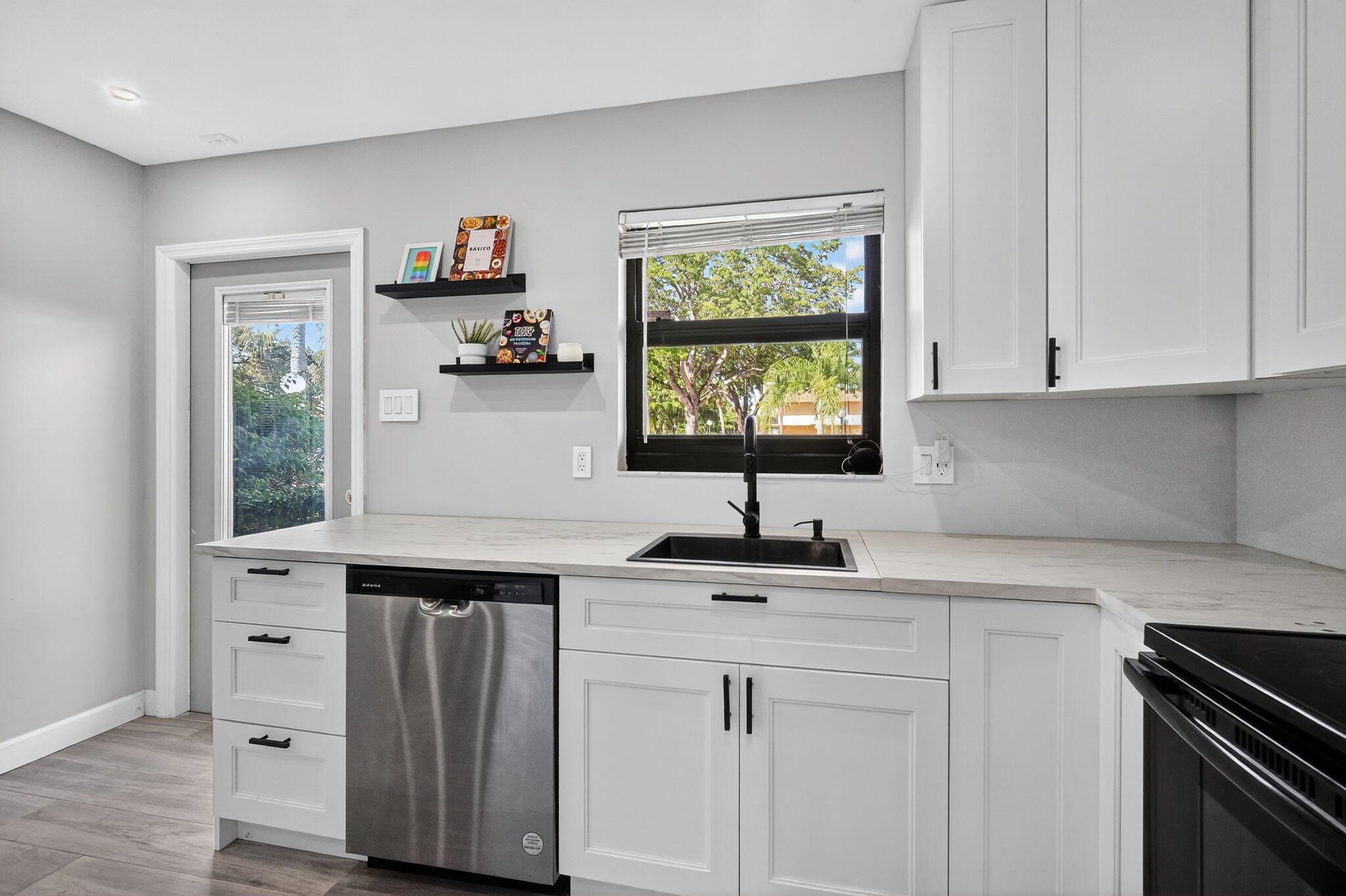 VILLAS AT CARRIAGE HILLS - Residential