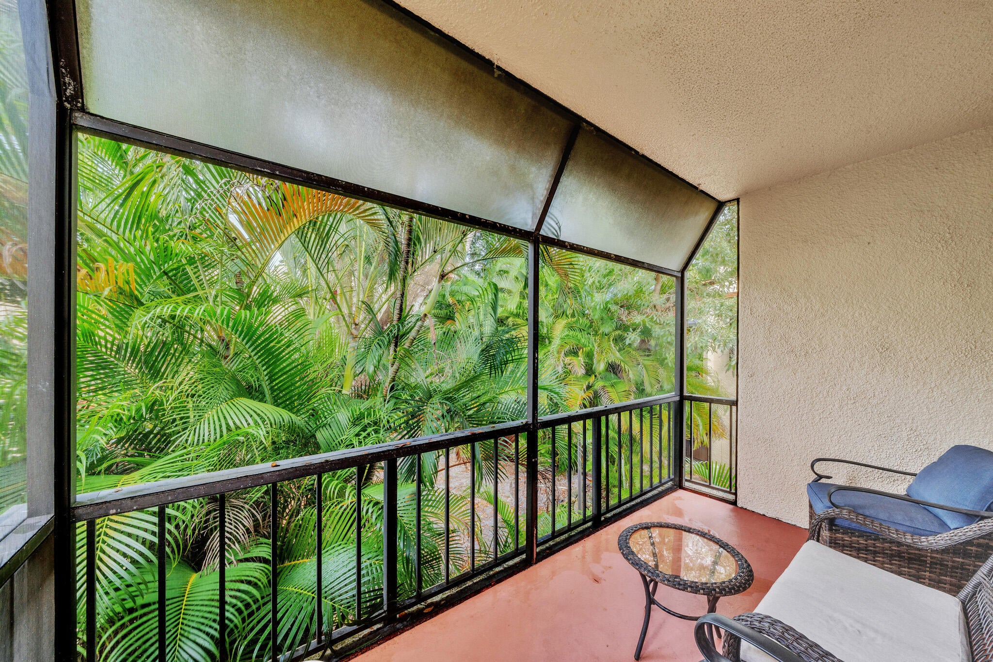 301 N PINE ISLAND Road 254