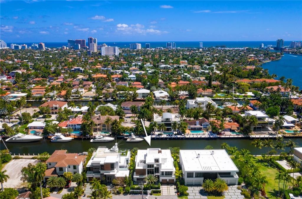 Las Olas - Residential