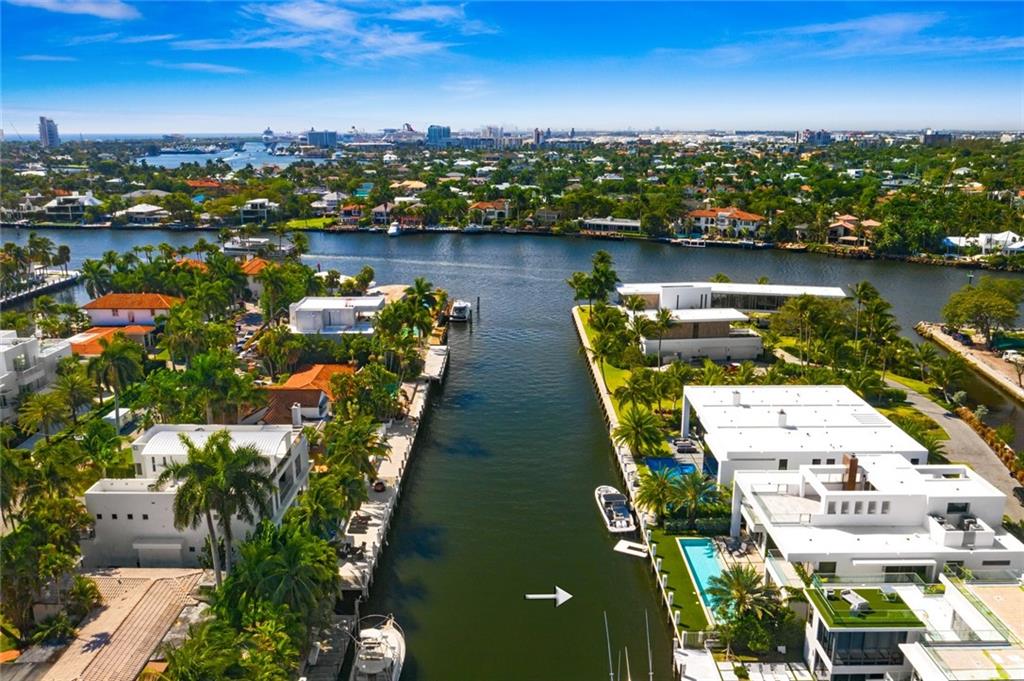 Las Olas - Residential