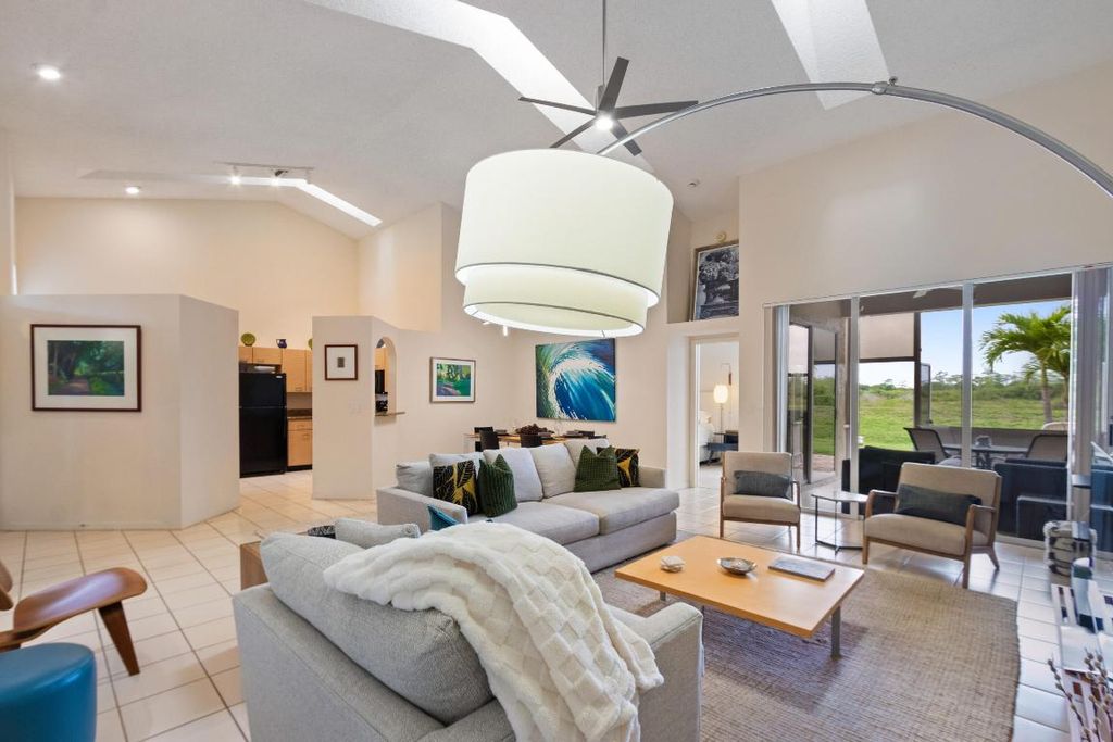 Photo of 1302 Mahogany Place, Palm Beach Gardens, FL 33418 (MLS # R11097047)