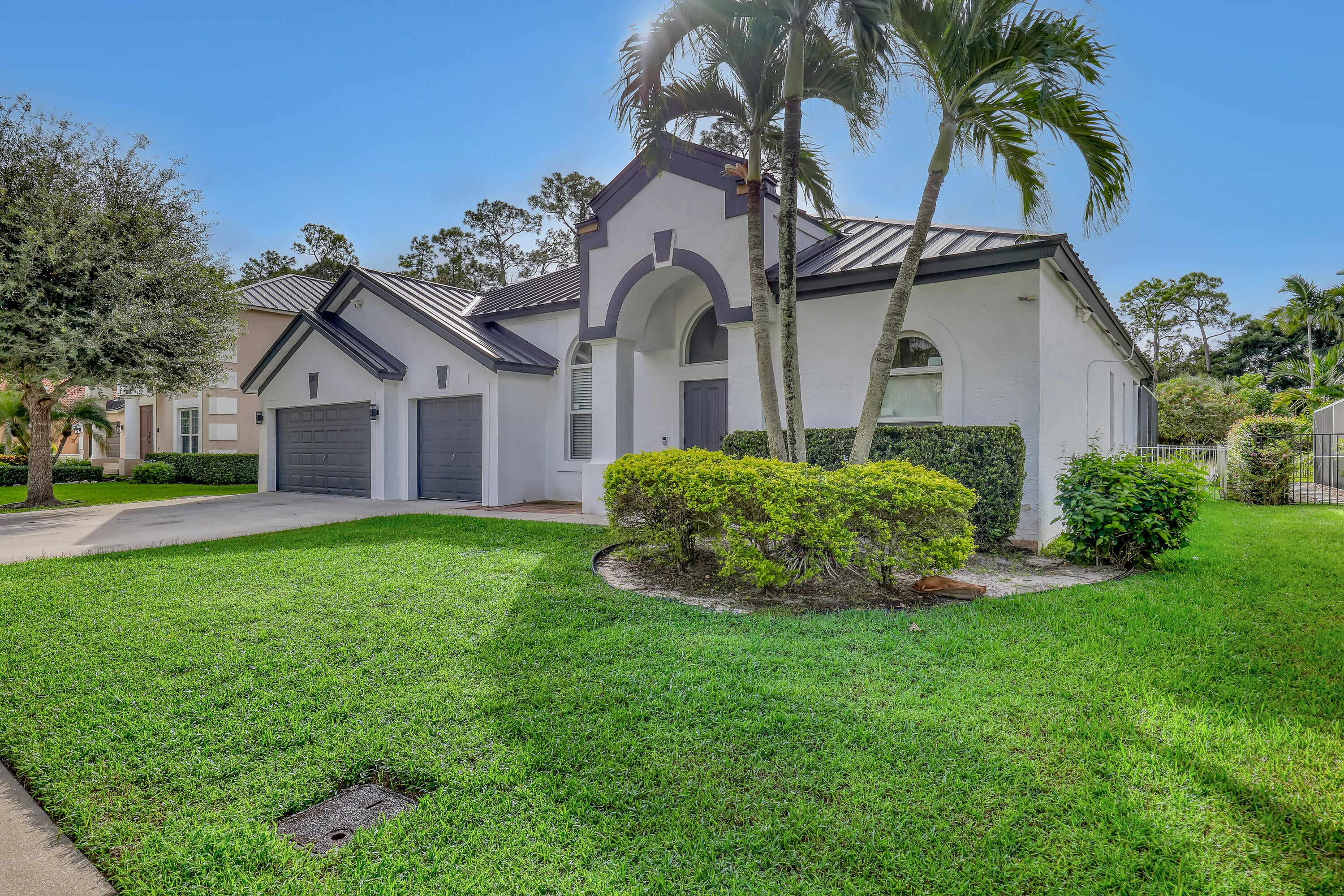 Properties 15818 Glen Willow Lane