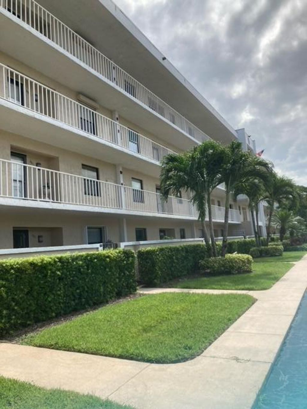 Photo of 300 N Hwy A1a #402i, Jupiter, FL 33477 (MLS # R11013396)