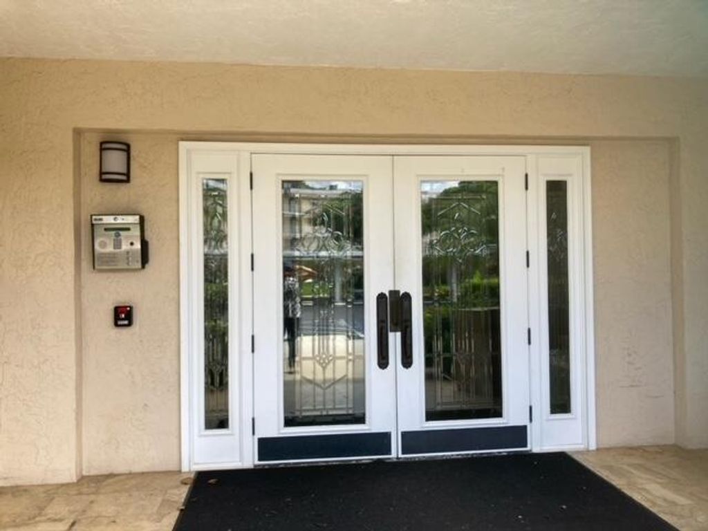 Photo of 300 N Hwy A1a #402i, Jupiter, FL 33477 (MLS # R11013396)