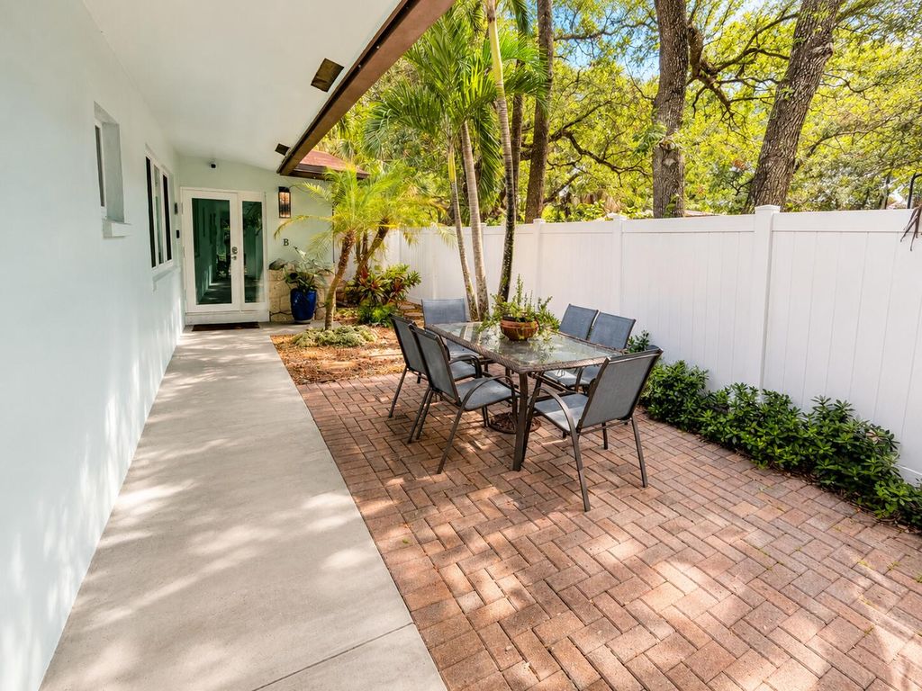 Photo of 1502 SW 24th Street #B, Fort Lauderdale, FL 33315 (MLS # B26036070)