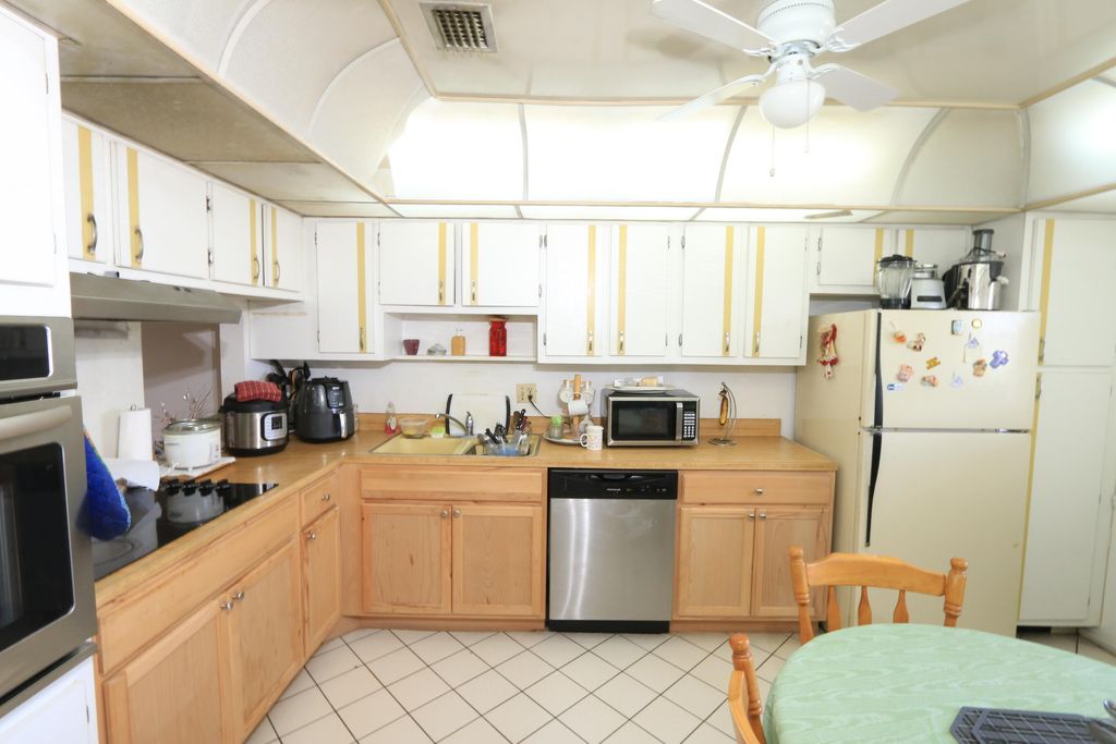 Photo of 2886 Fernley Drive E #91, West Palm Beach, FL 33415 (MLS # B26056145)